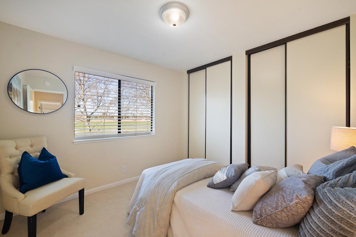 5492 Colony Field DR