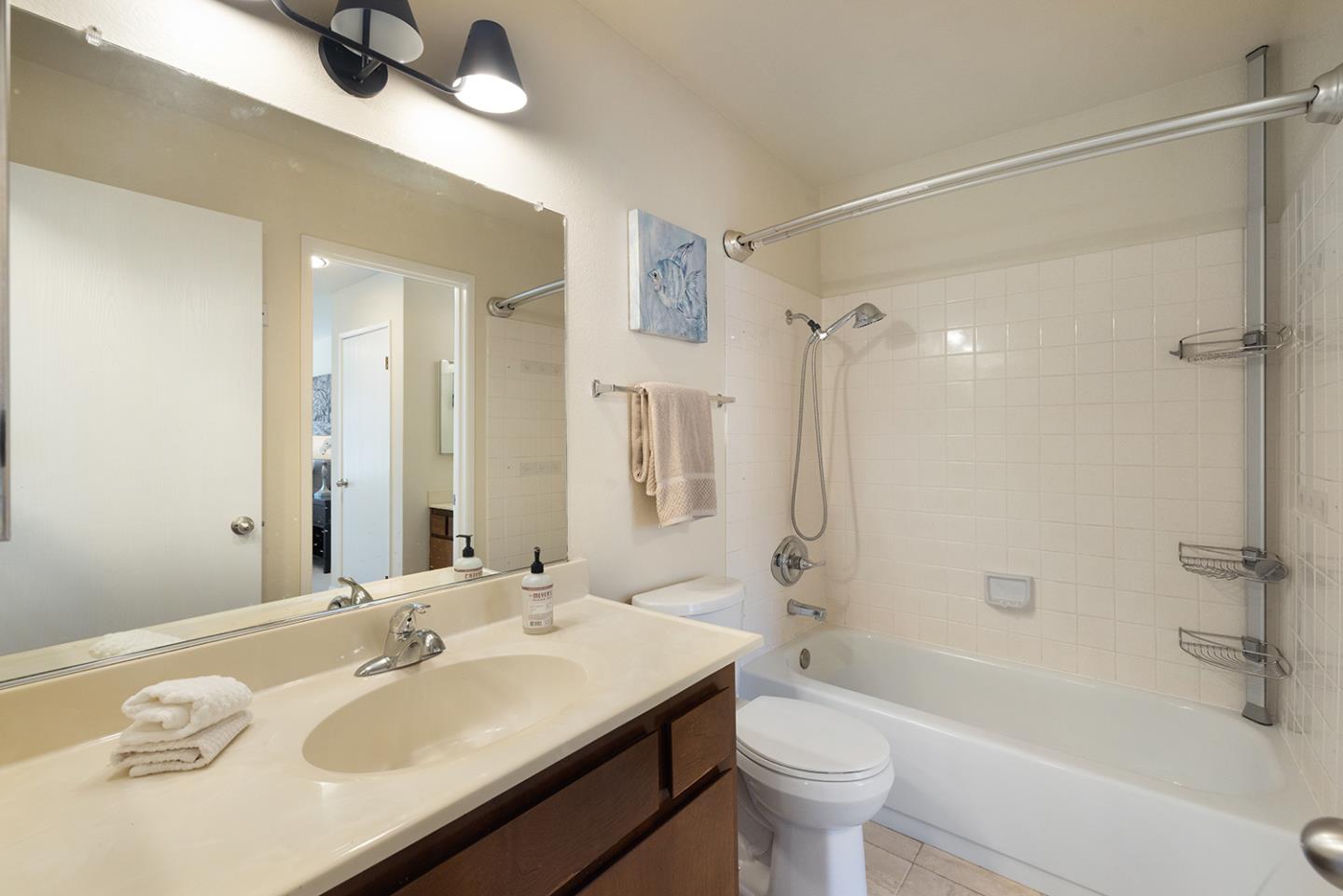 5492 Colony Field DR