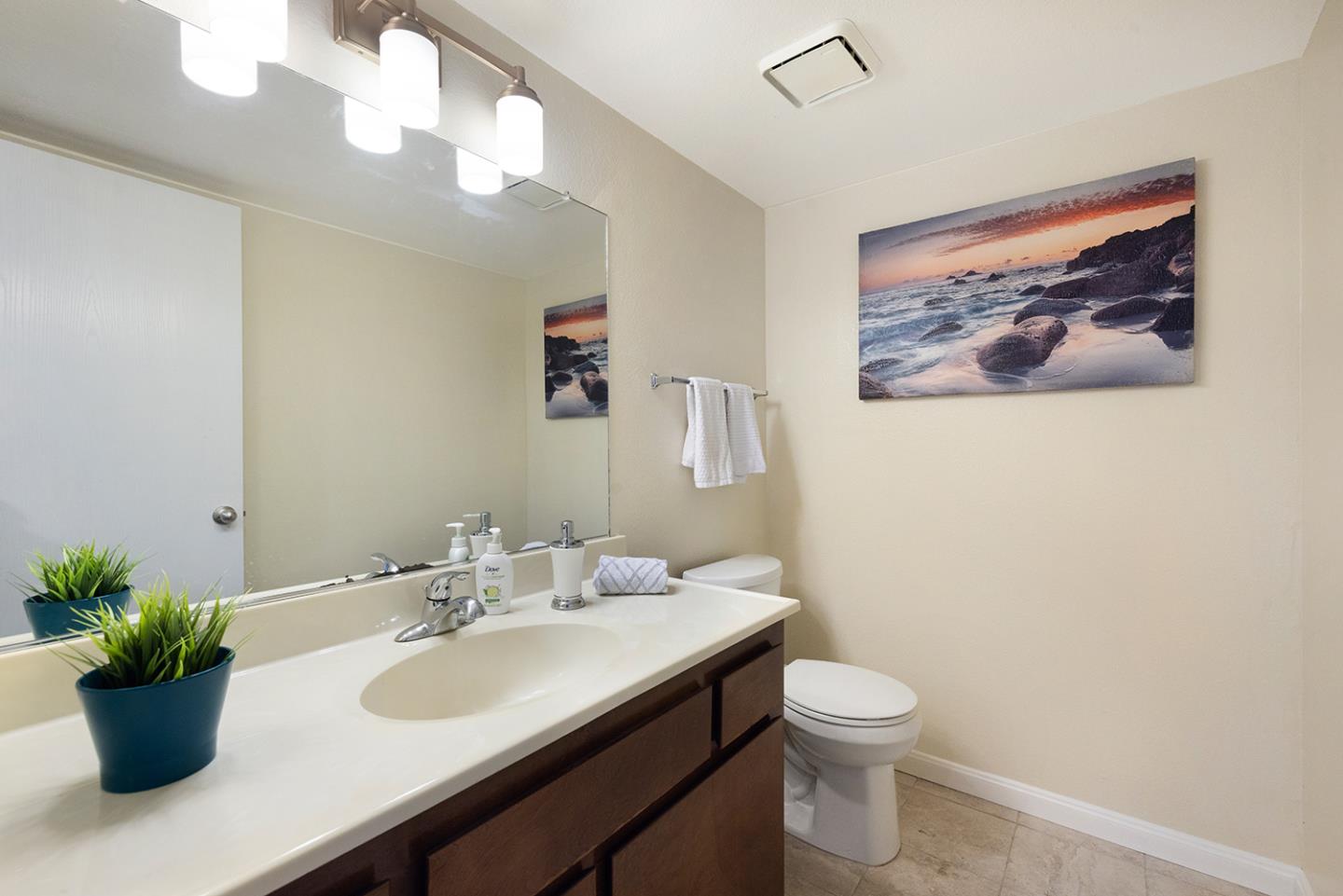 5492 Colony Field DR