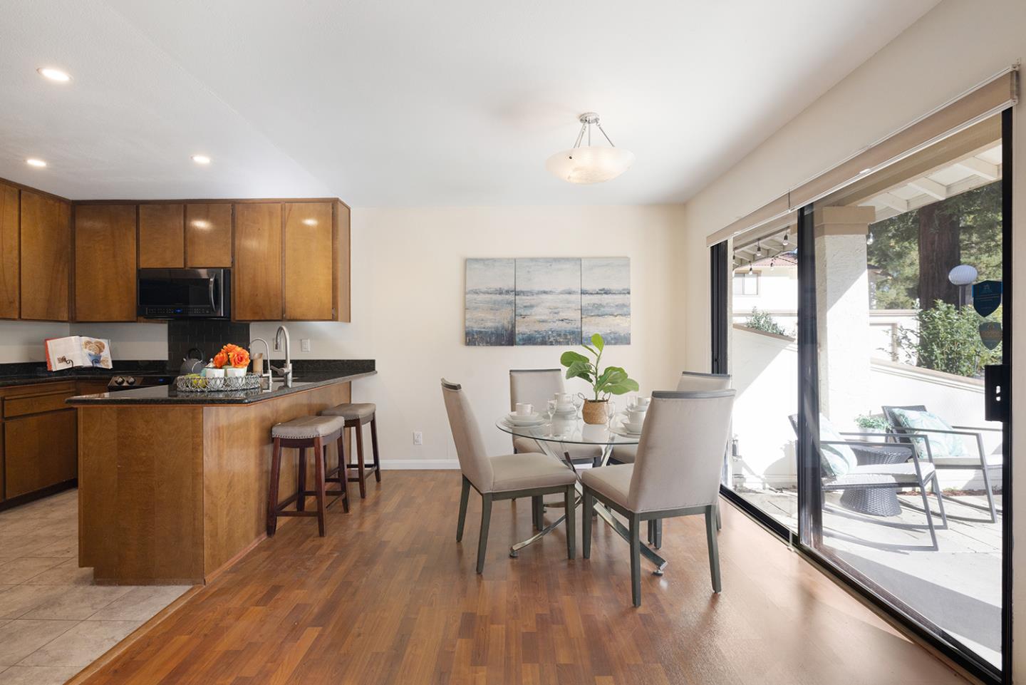 5492 Colony Field DR