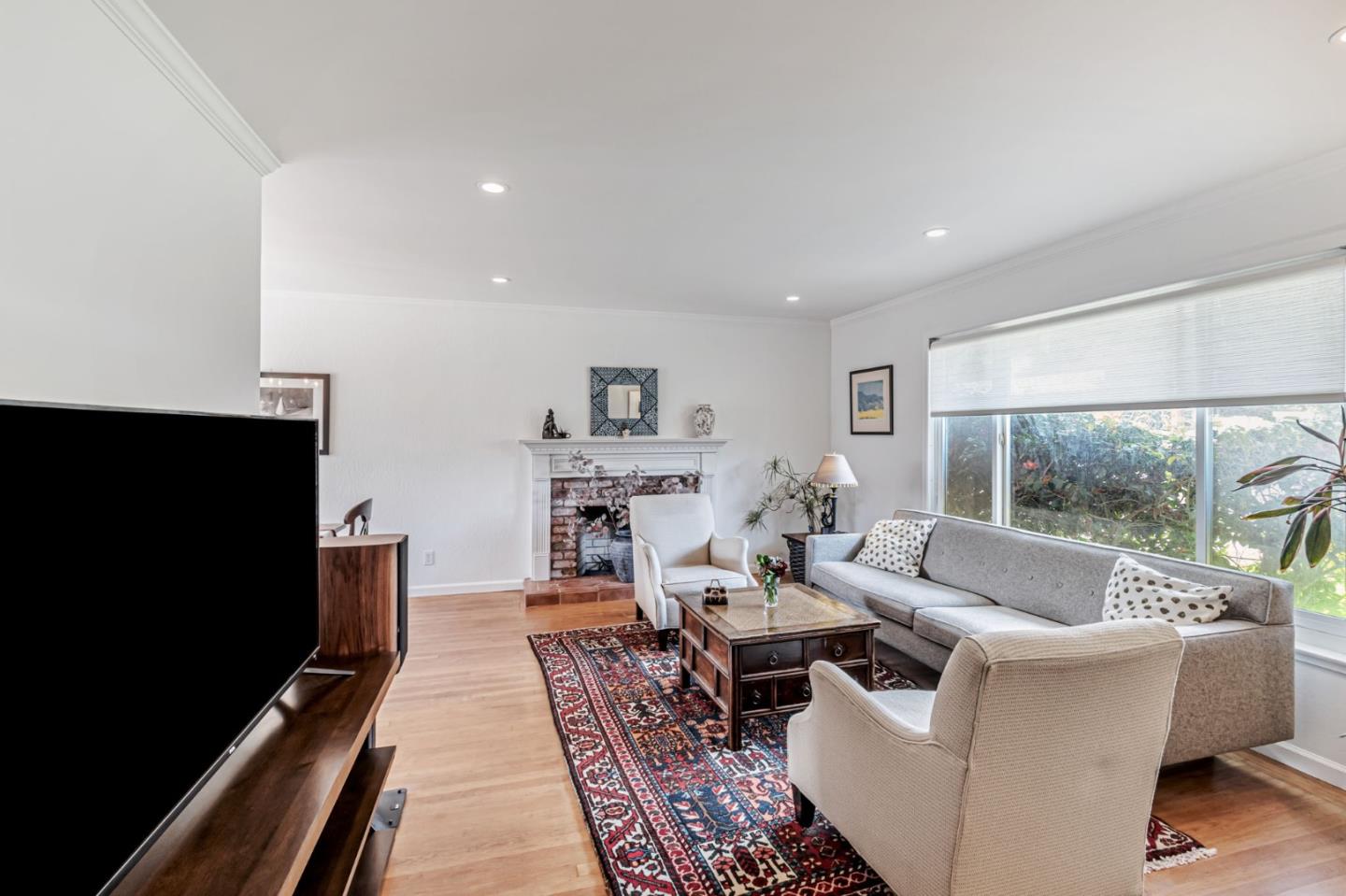 2261 Whitman WAY