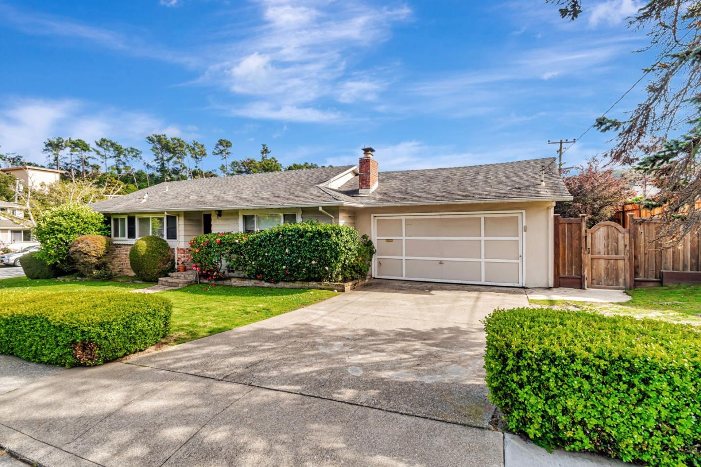 2261 Whitman WAY