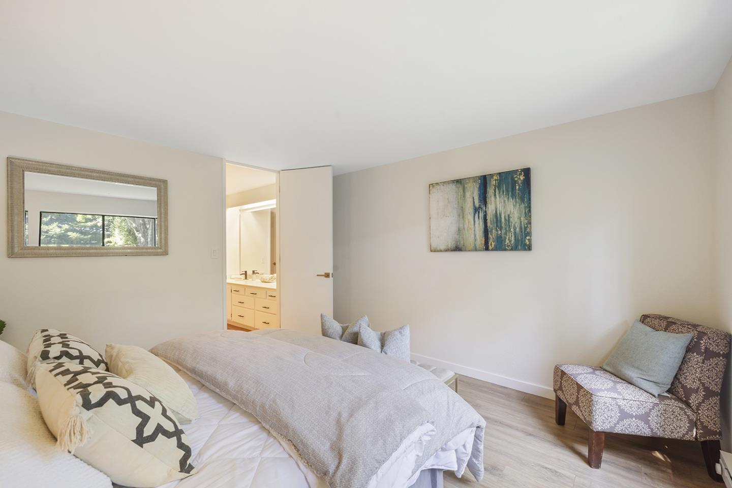 6105 Shelter Creek Lane