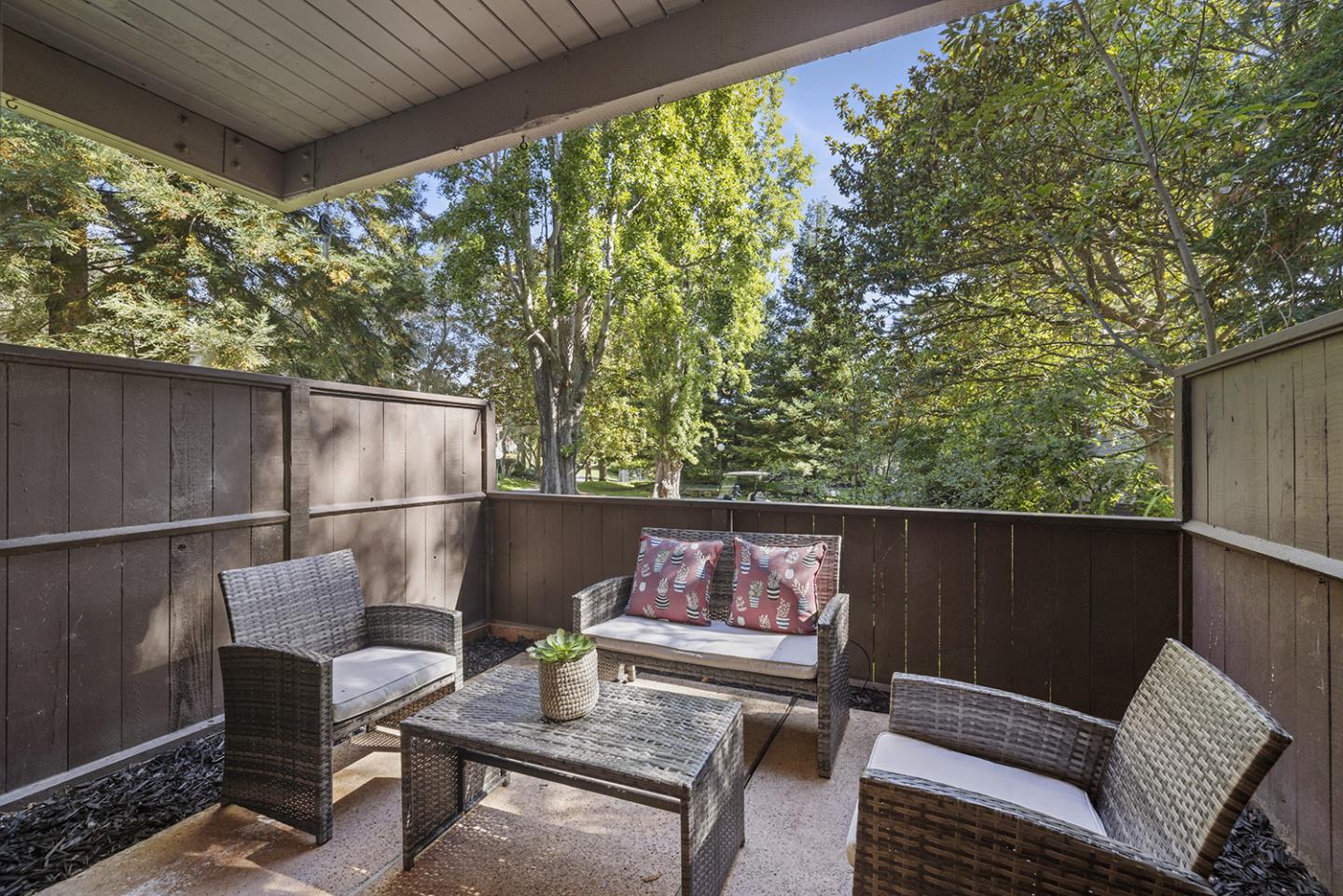 6105 Shelter Creek Lane