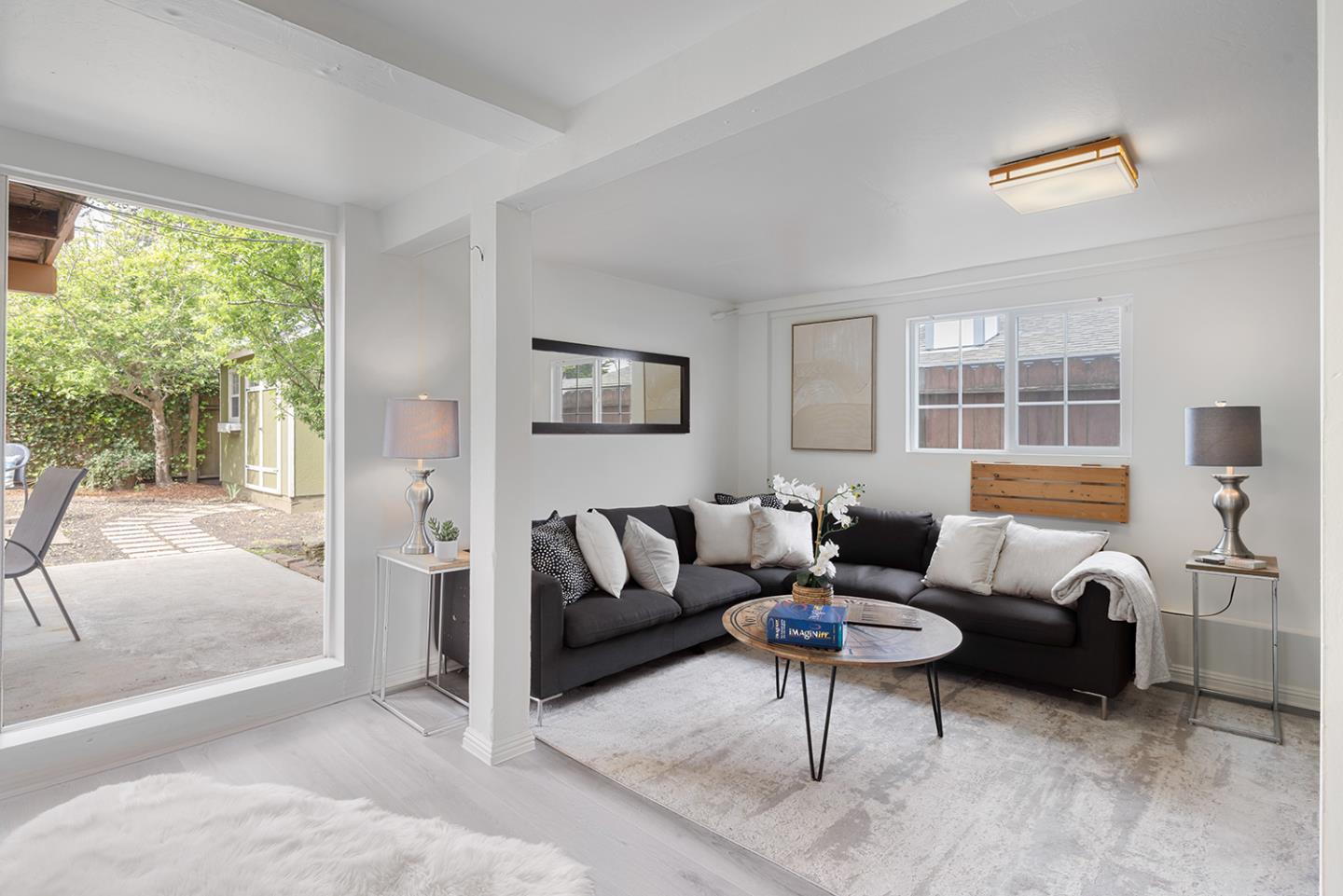 3891 Chilton Lane