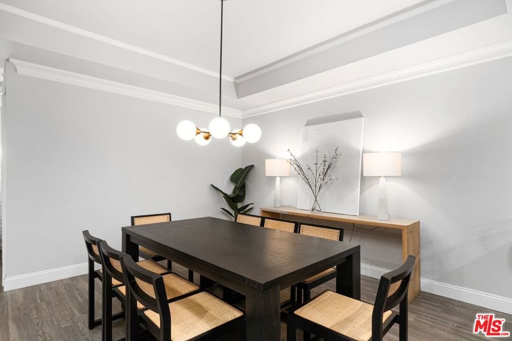 1930 S Beverly Glen Boulevard 204