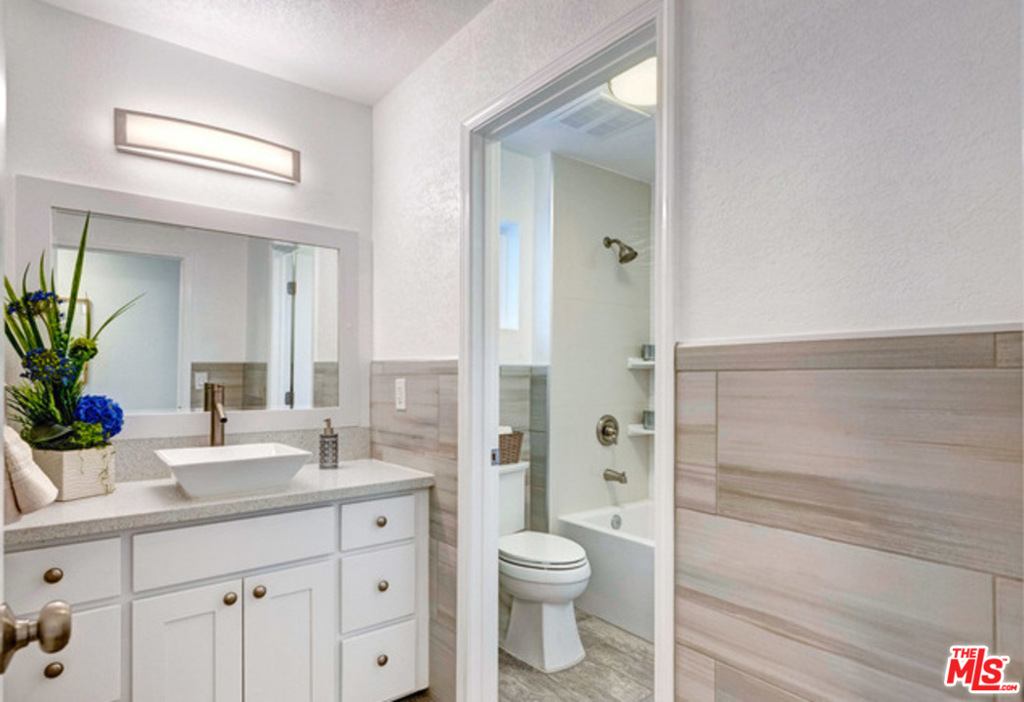 4150 Lafayette Place