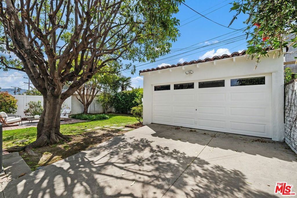 1219 Graynold Avenue