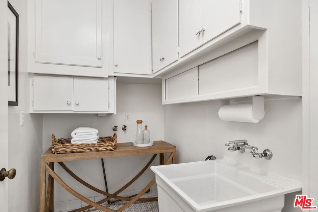 1219 Graynold Avenue