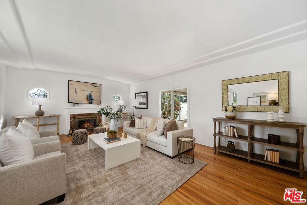 1219 Graynold Avenue