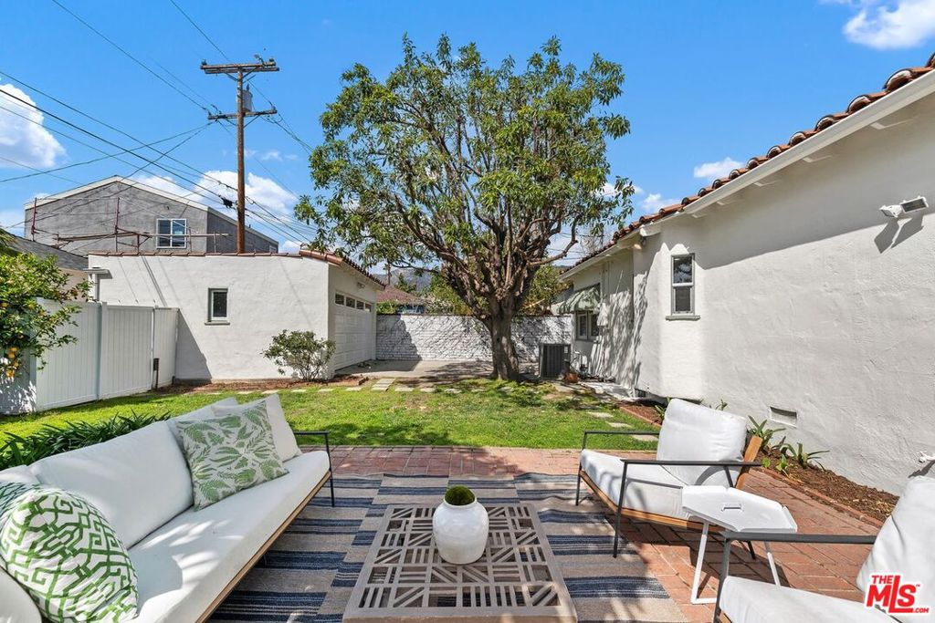 1219 Graynold Avenue