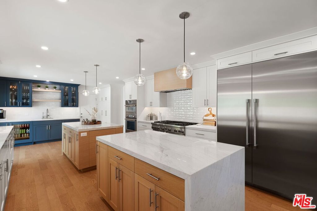 411 Meadowview Drive