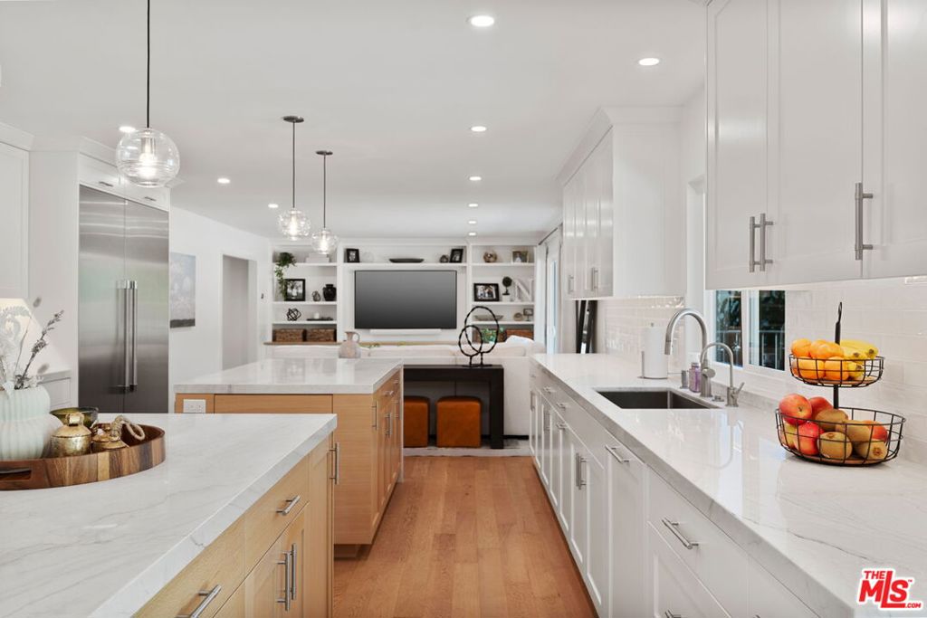 411 Meadowview Drive