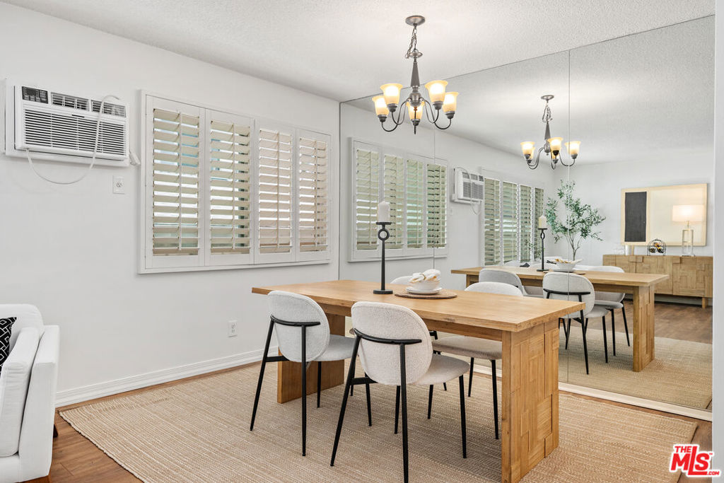 1951 Malcolm Avenue 206