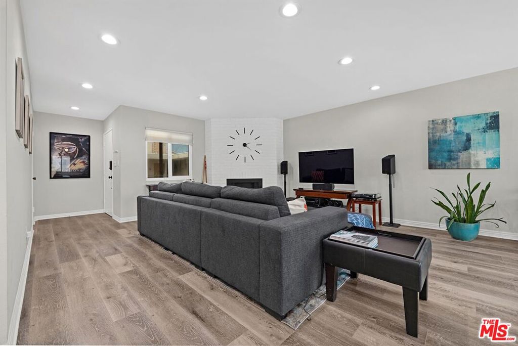 11337 Nebraska Avenue 303