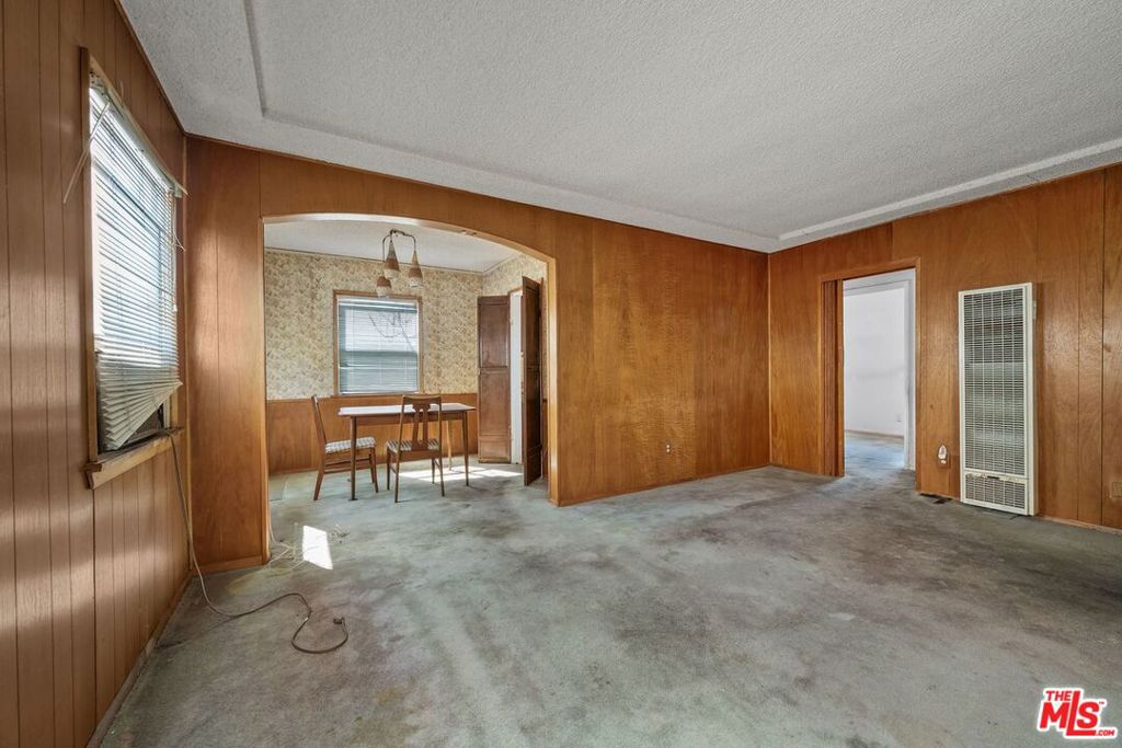 3011 Sentney Avenue