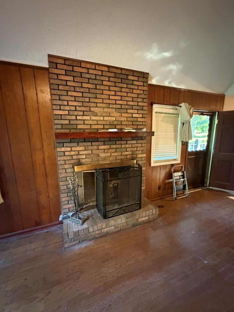 895 County Road 200