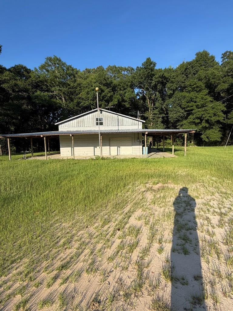 895 County Road 200
