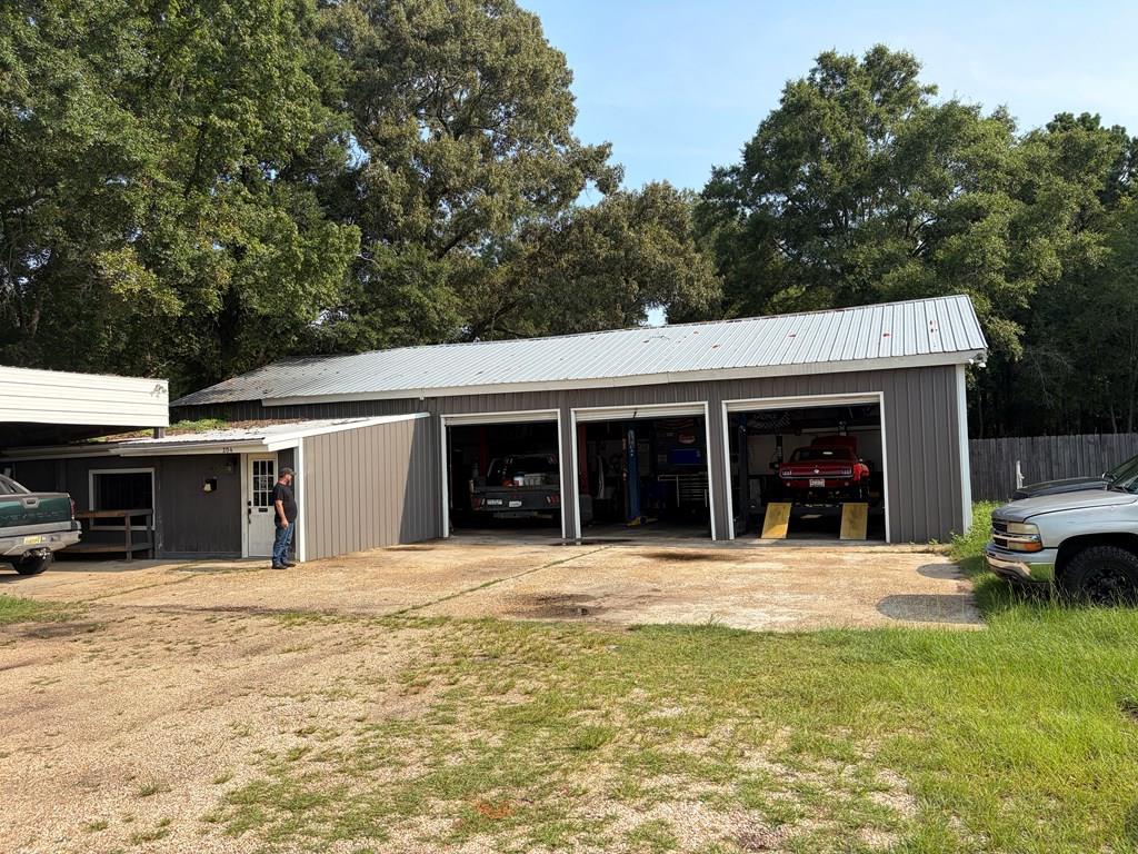 204 Old Hwy 134