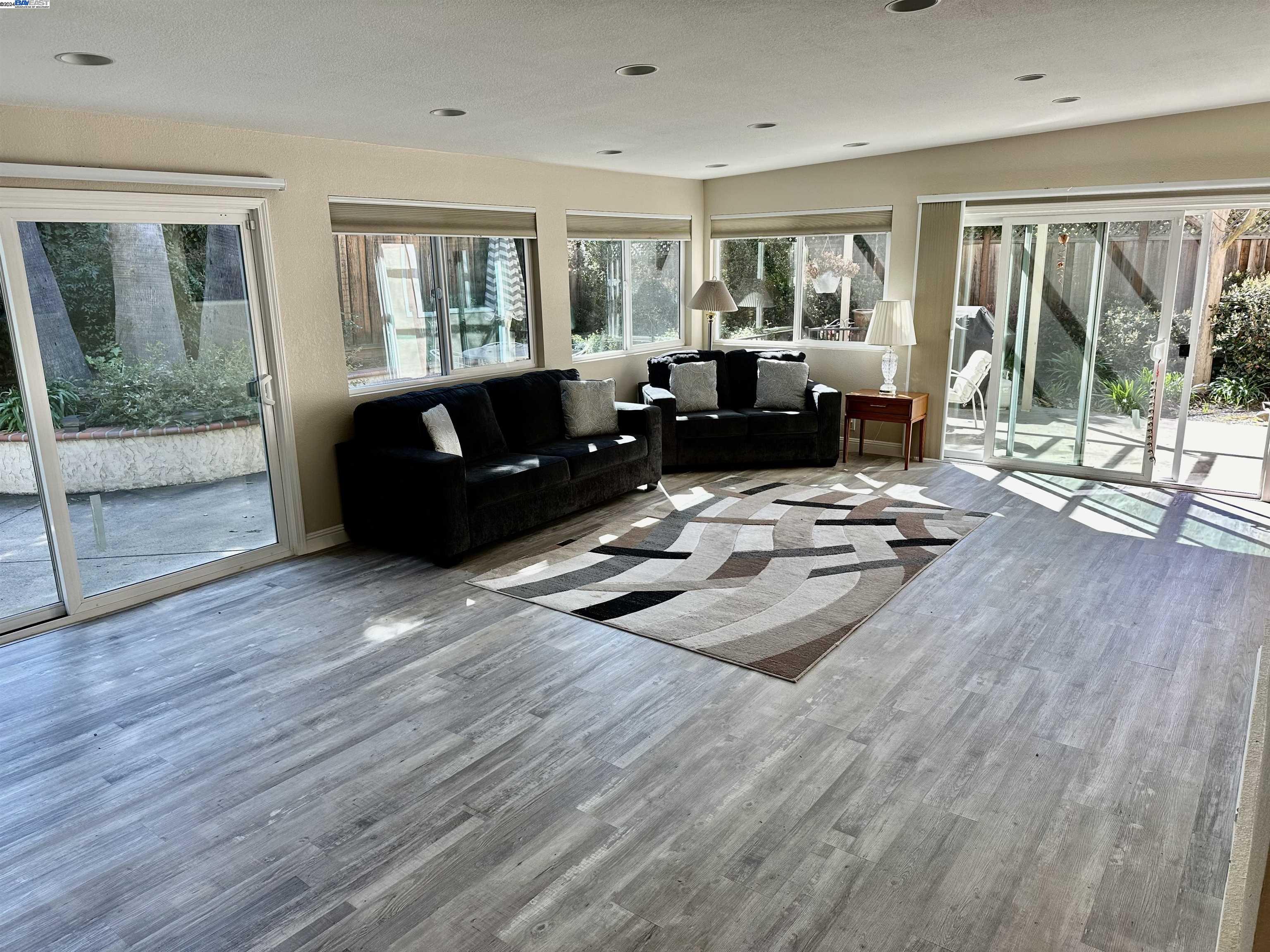 2380 Willet Way