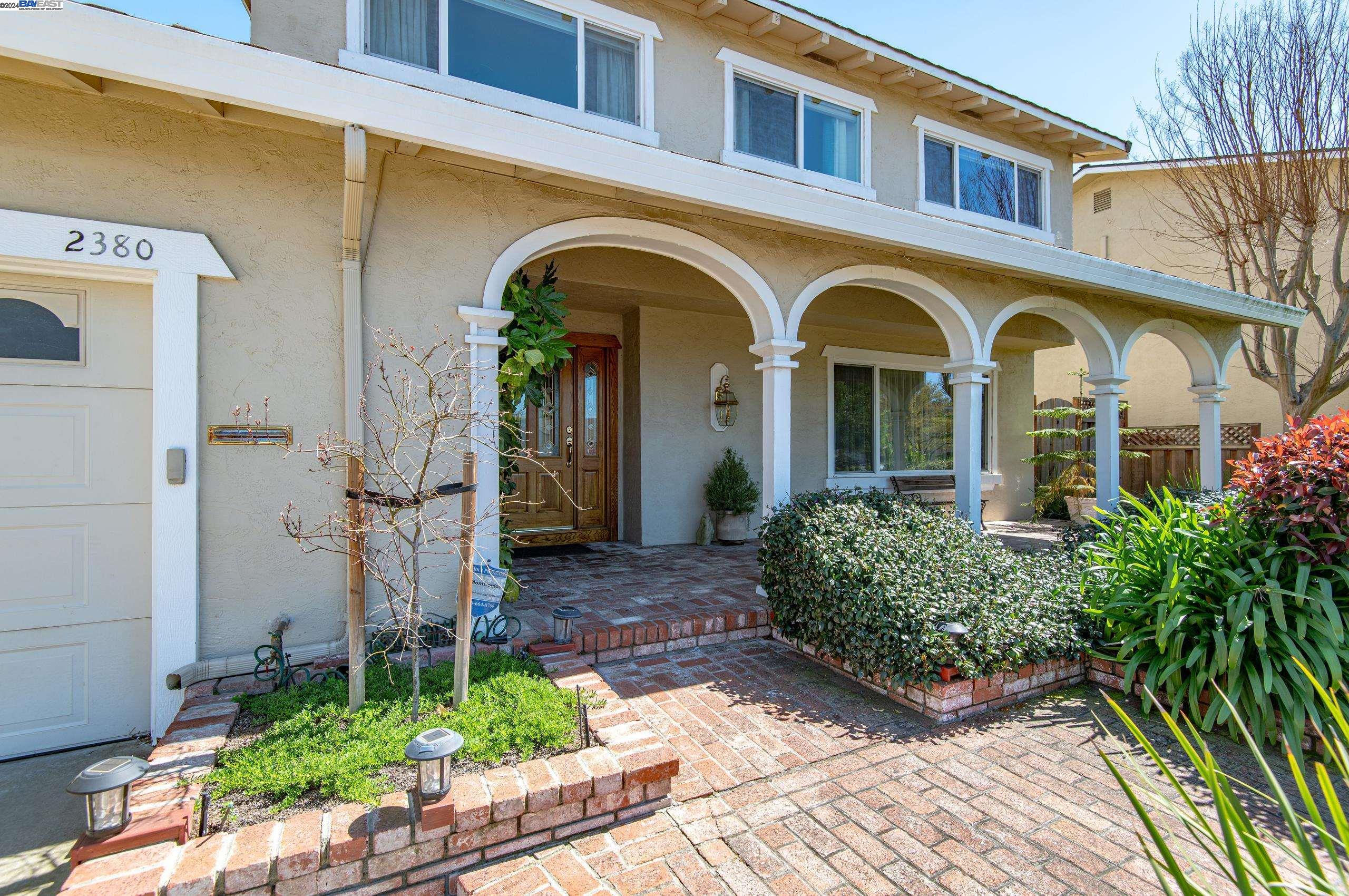 2380 Willet Way