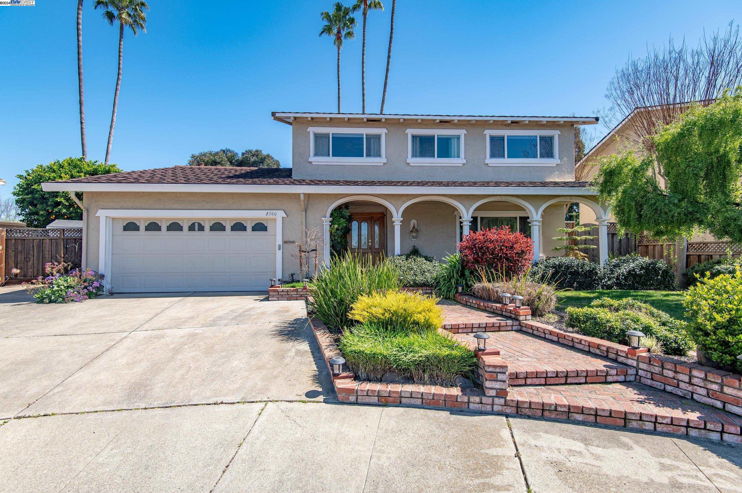 2380 Willet Way