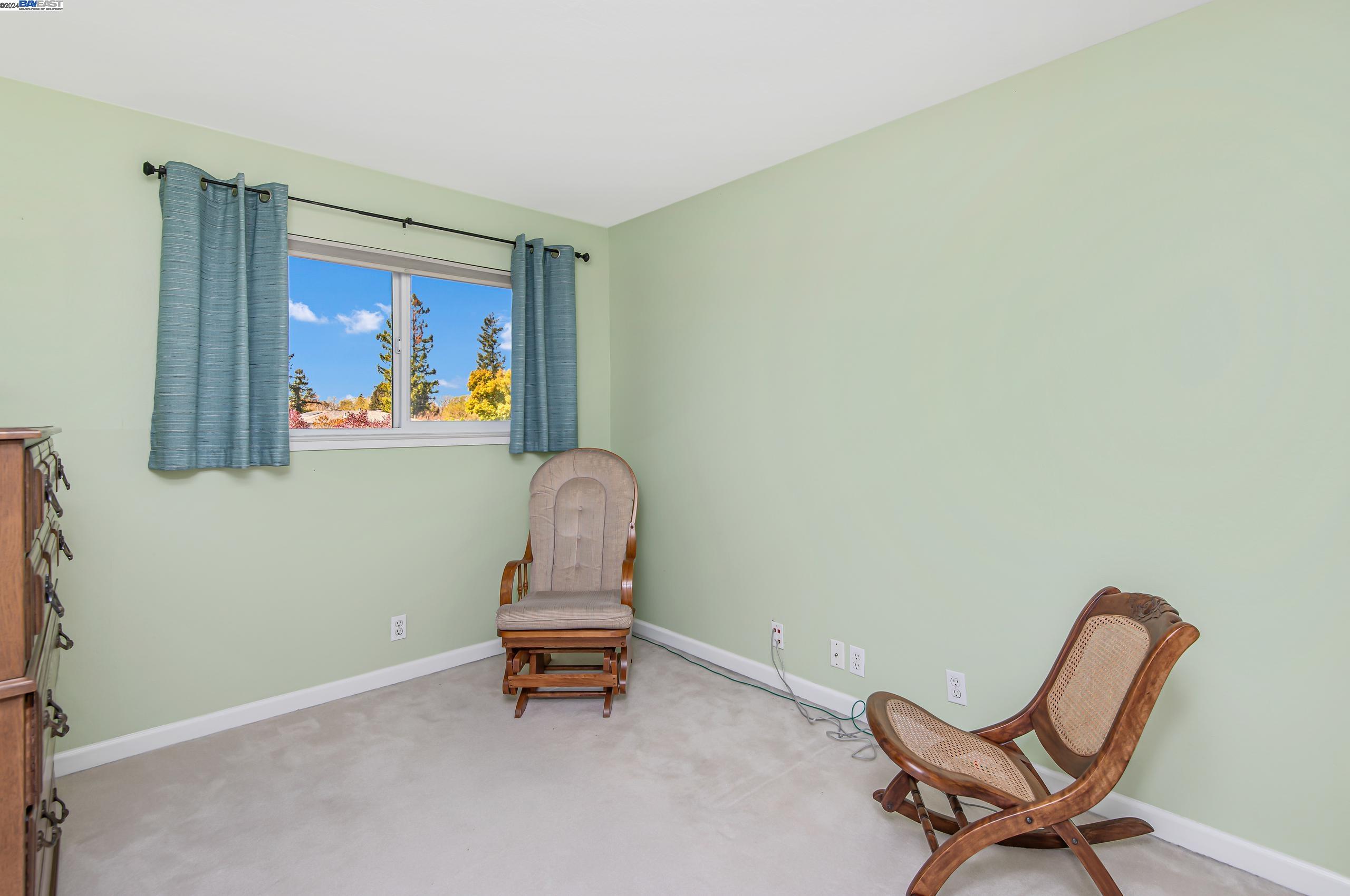 2380 Willet Way