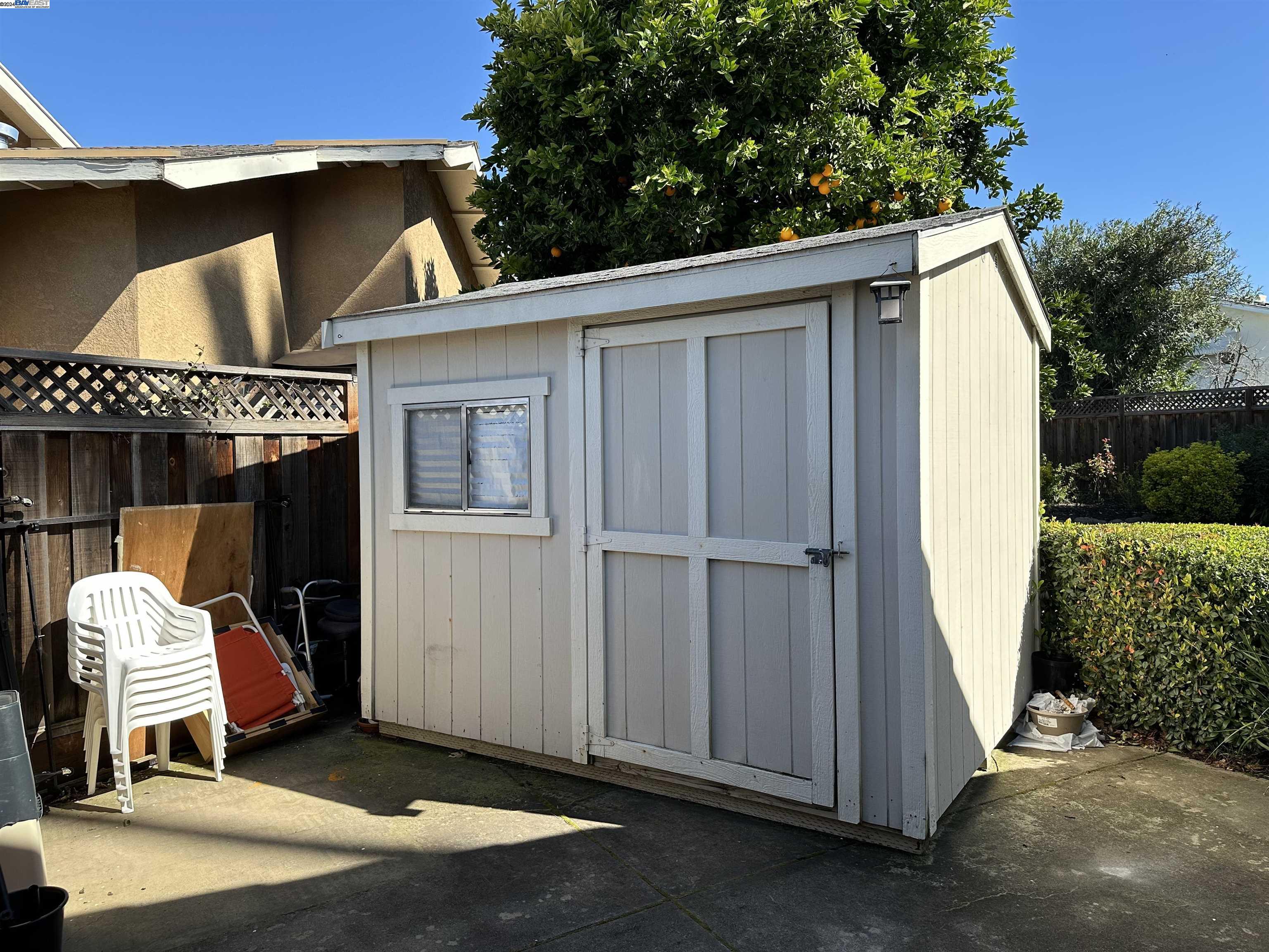 2380 Willet Way