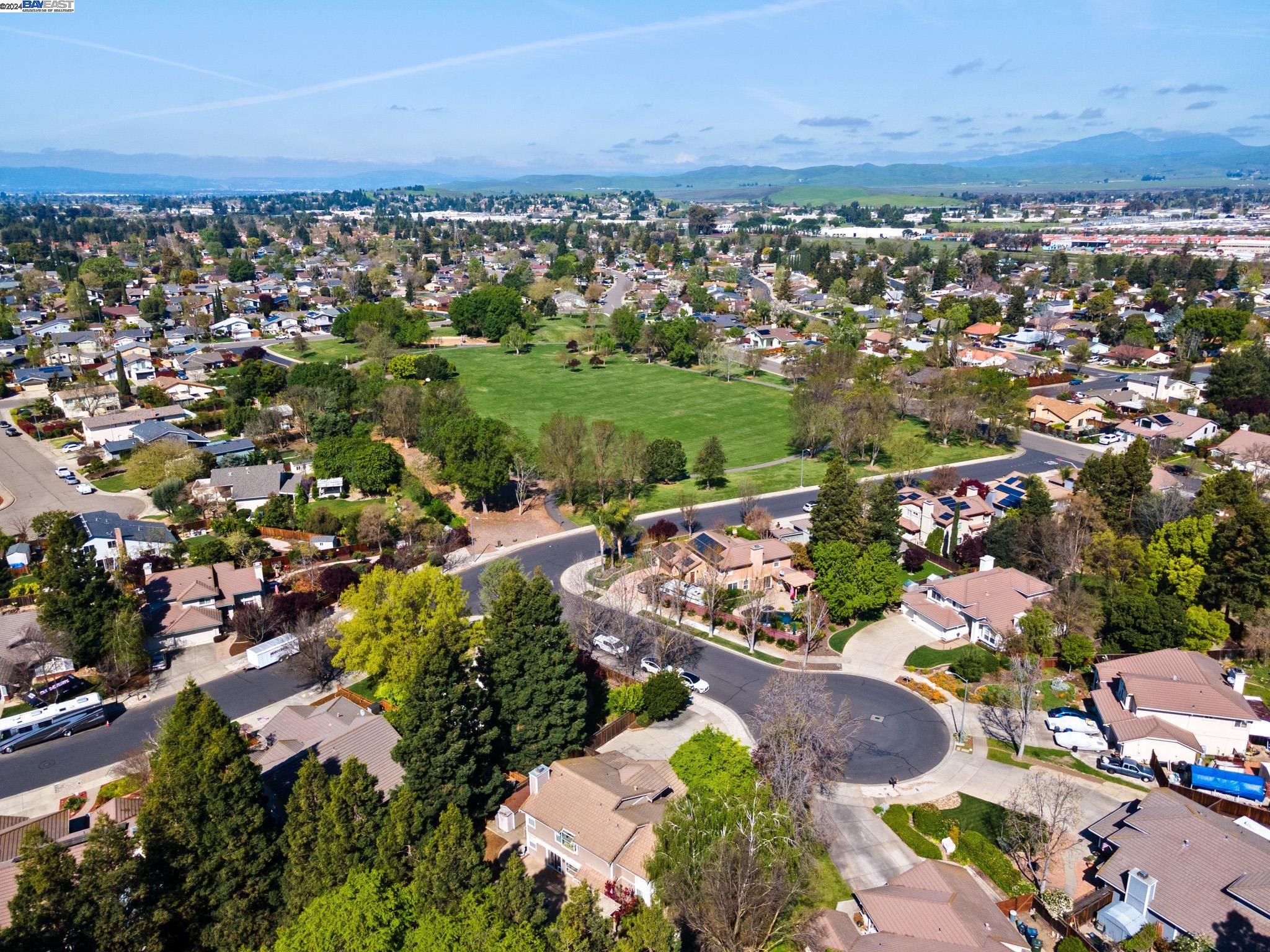 5551 Anita Ct