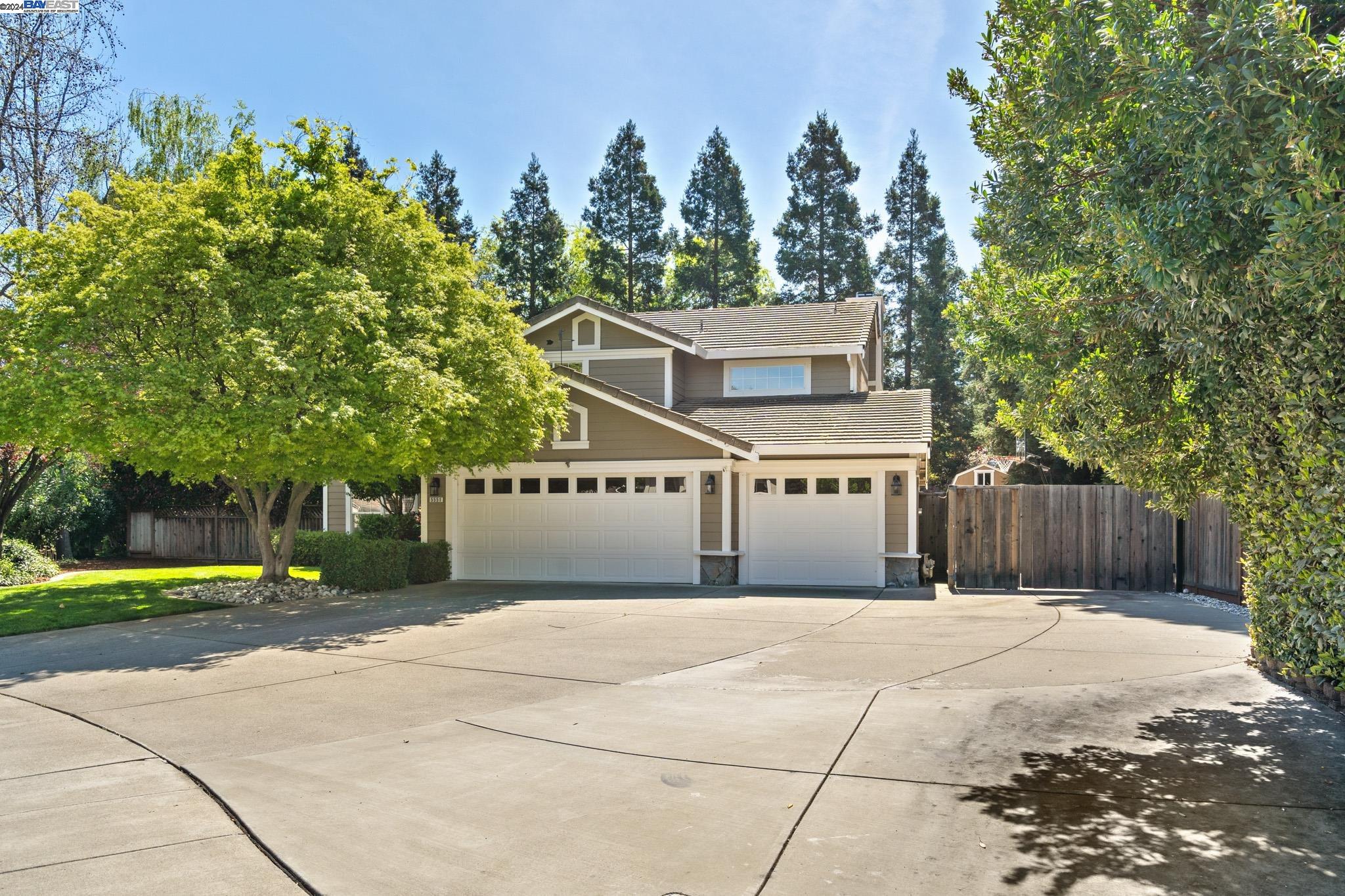 5551 Anita Ct