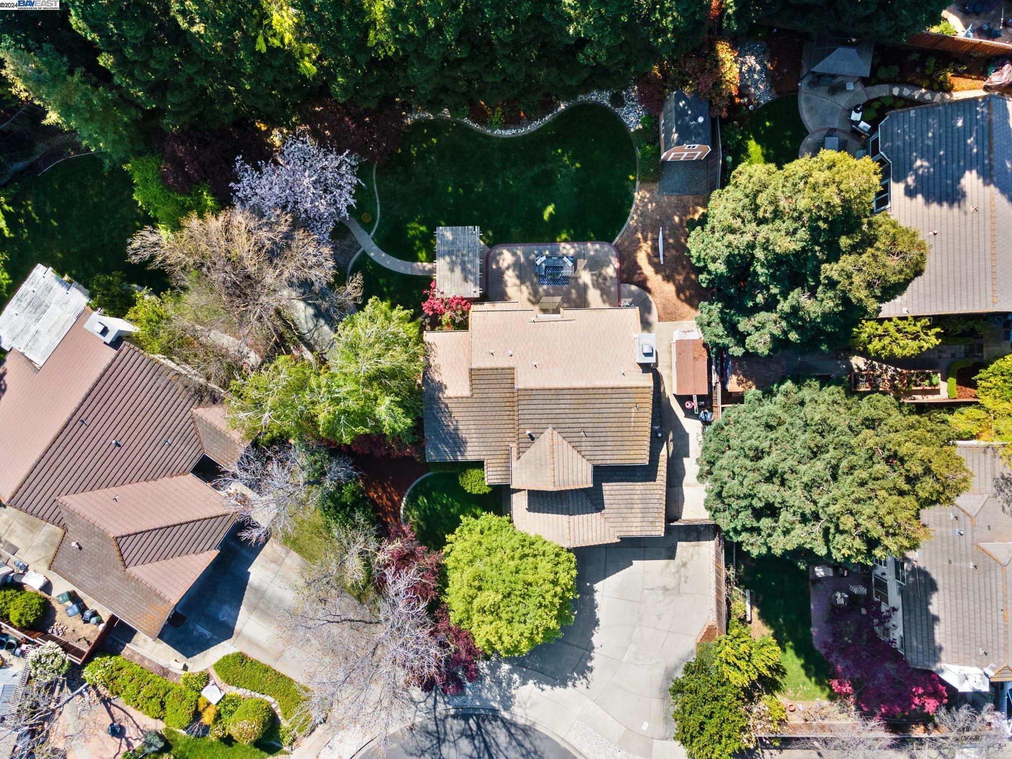 5551 Anita Ct