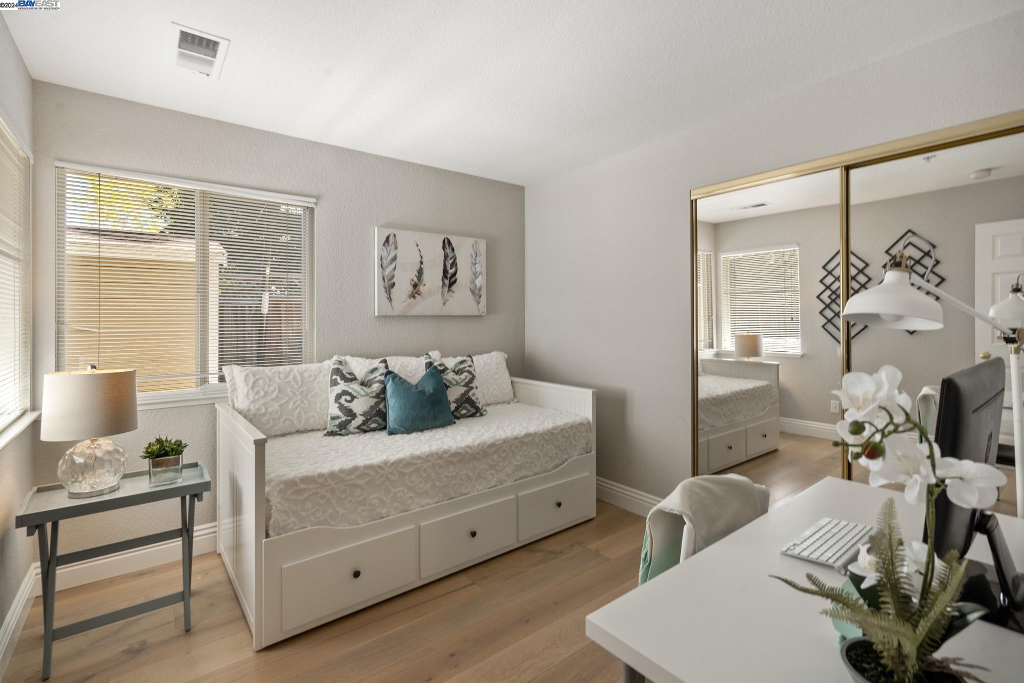 5551 Anita Ct