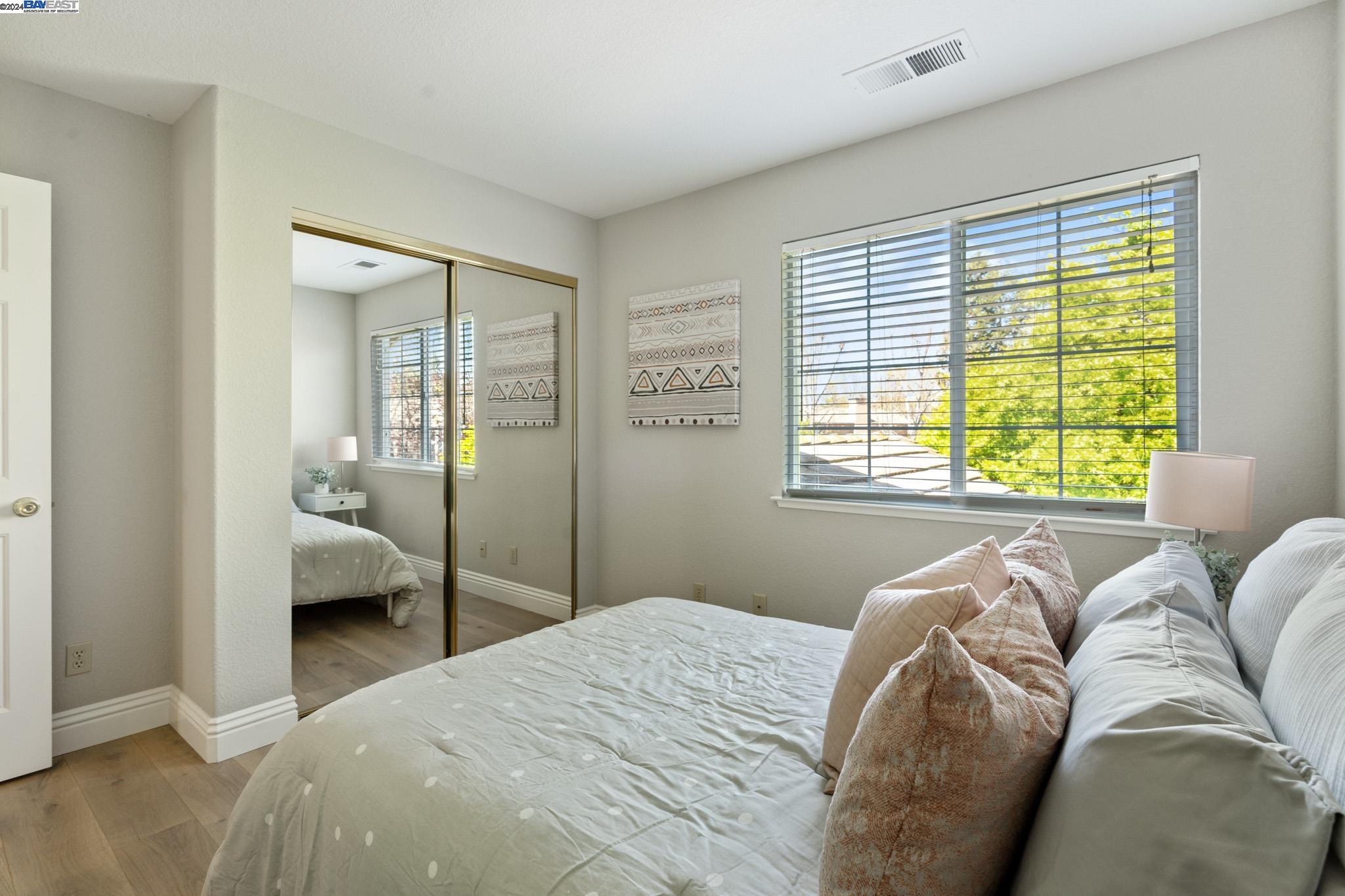 5551 Anita Ct