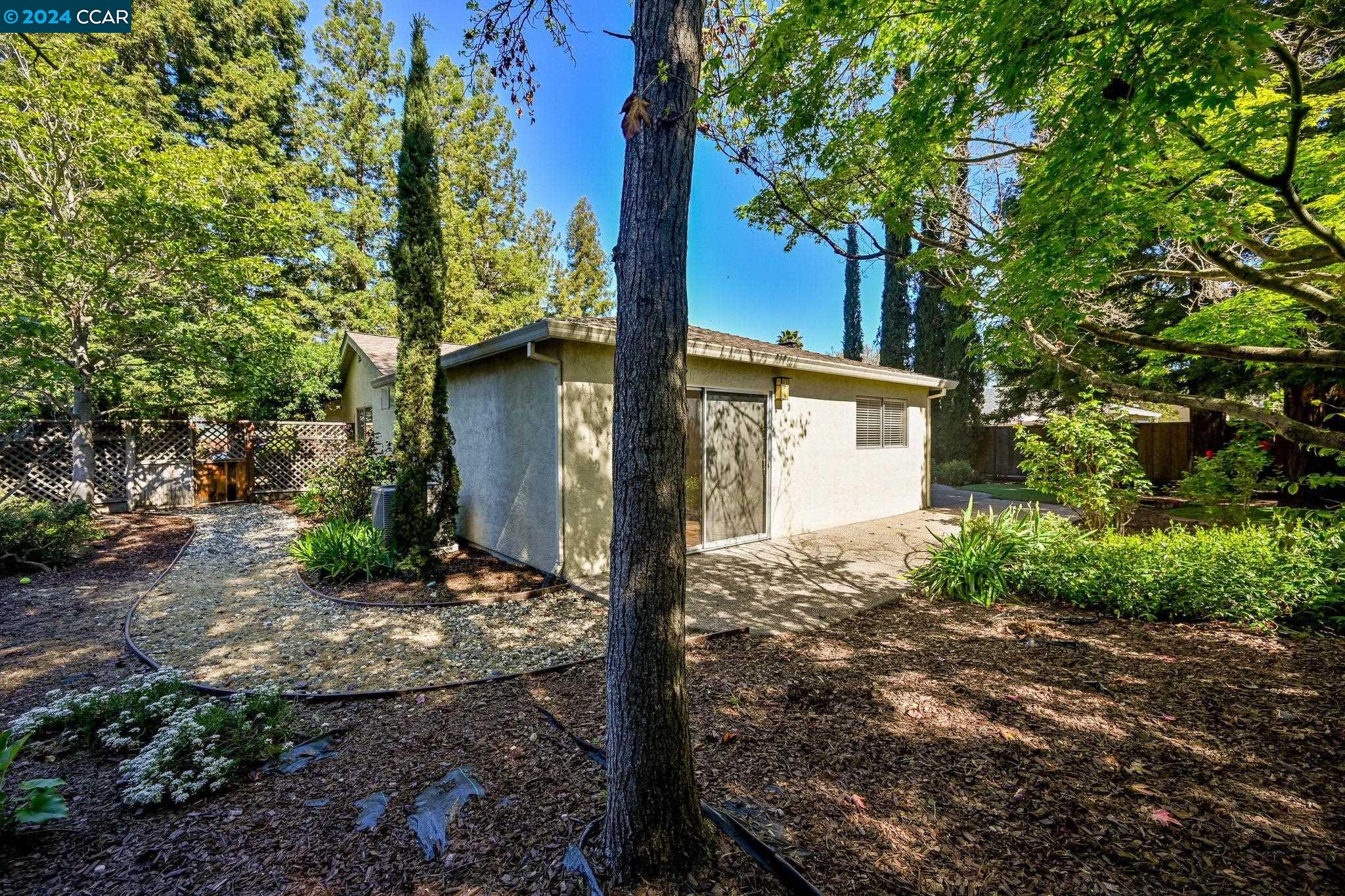 3008 Montevideo Dr