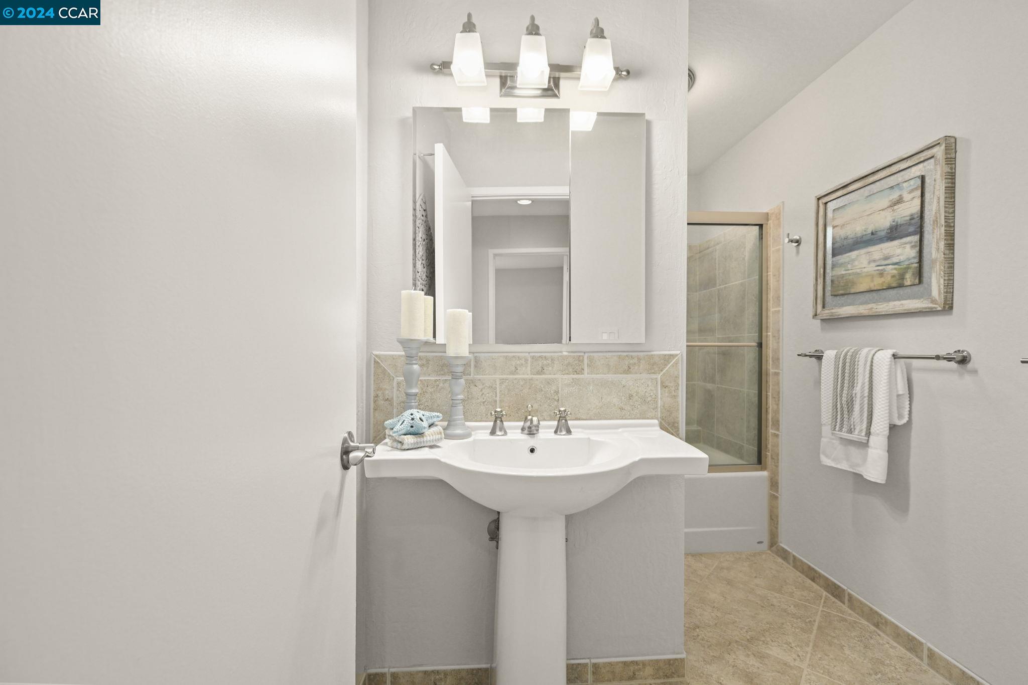 3008 Montevideo Dr