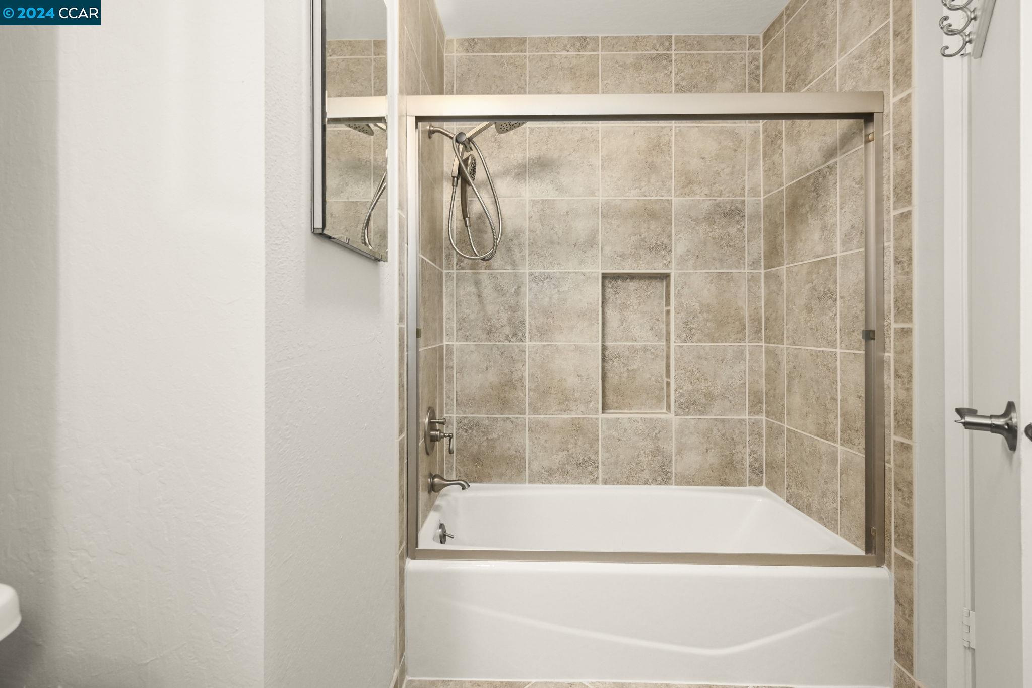 3008 Montevideo Dr