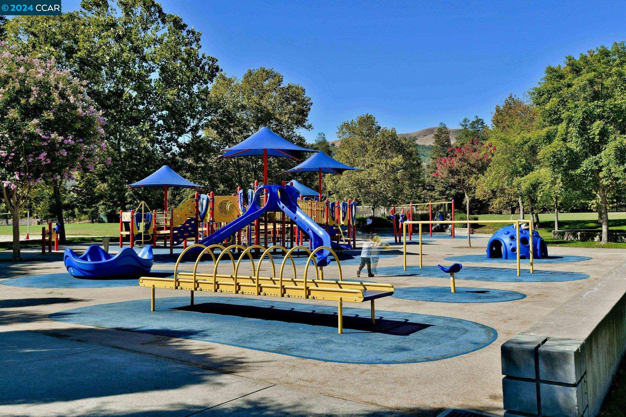 3008 Montevideo Dr