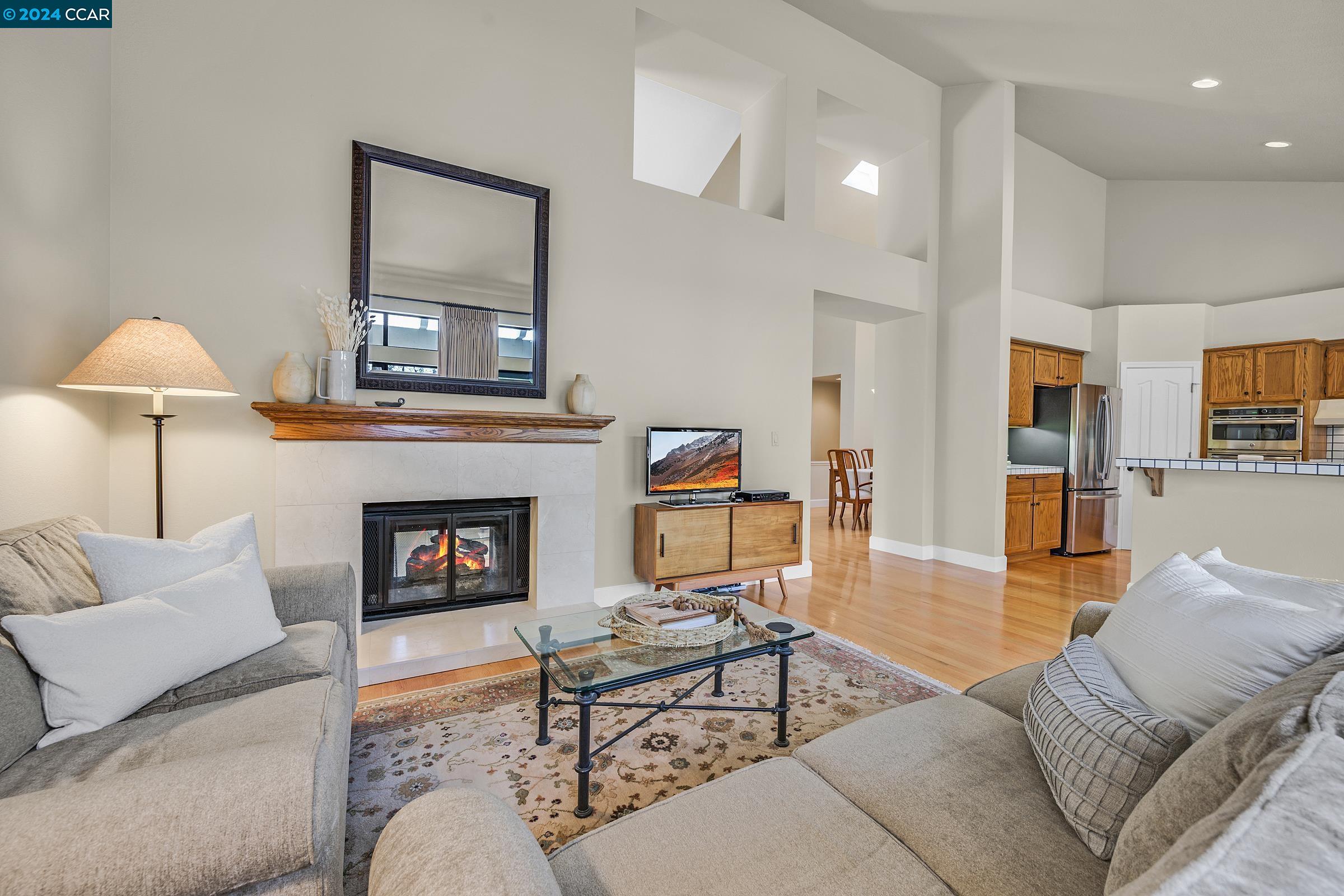 1000 Horizon Ct