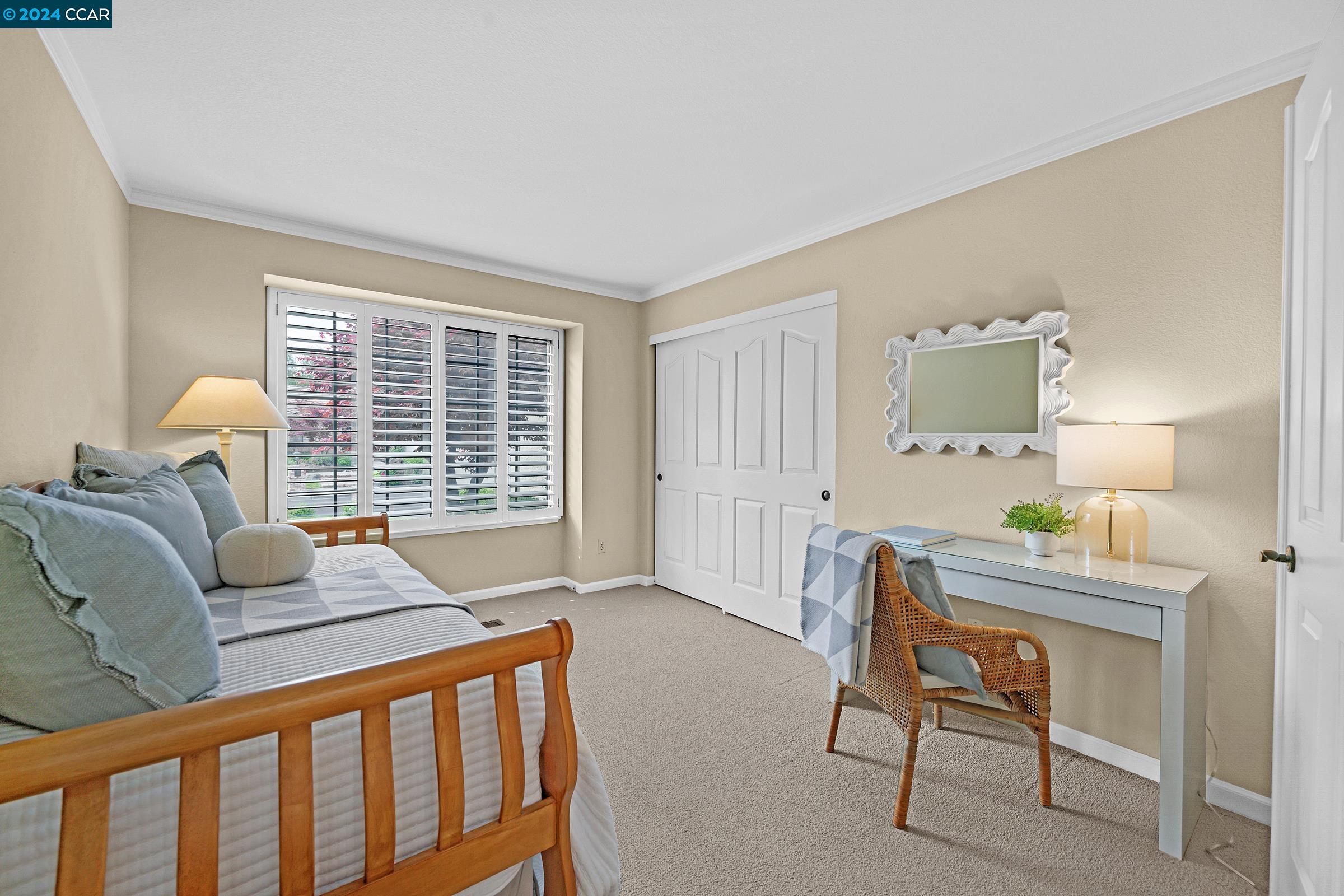 1000 Horizon Ct