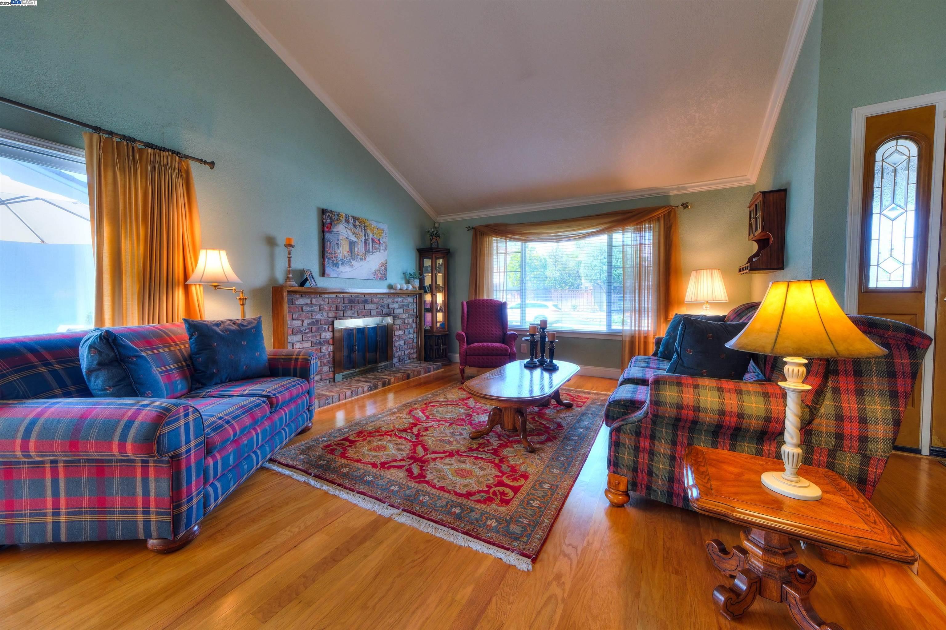 7778 Redbud Ct