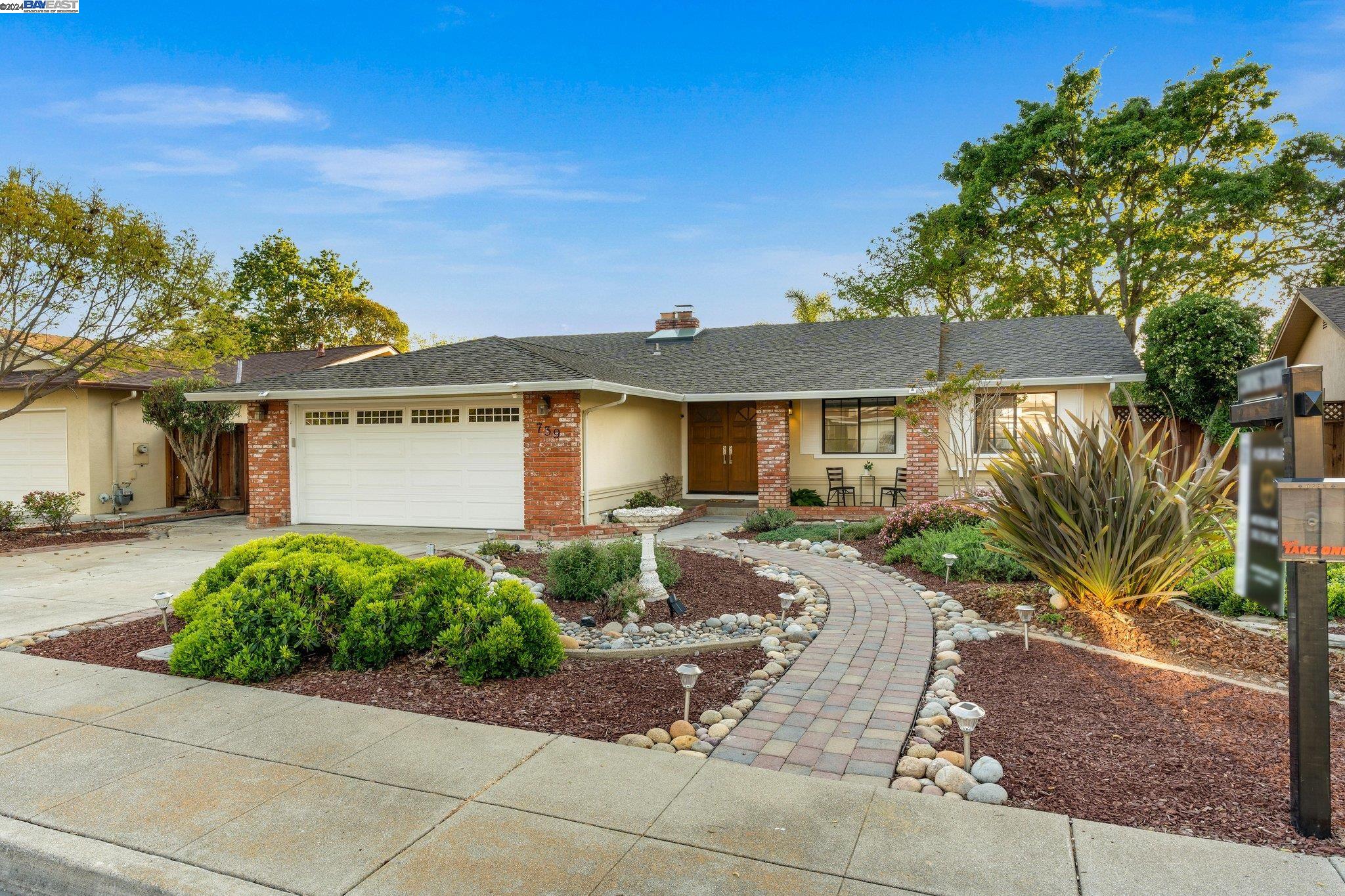 739 Mayview Way