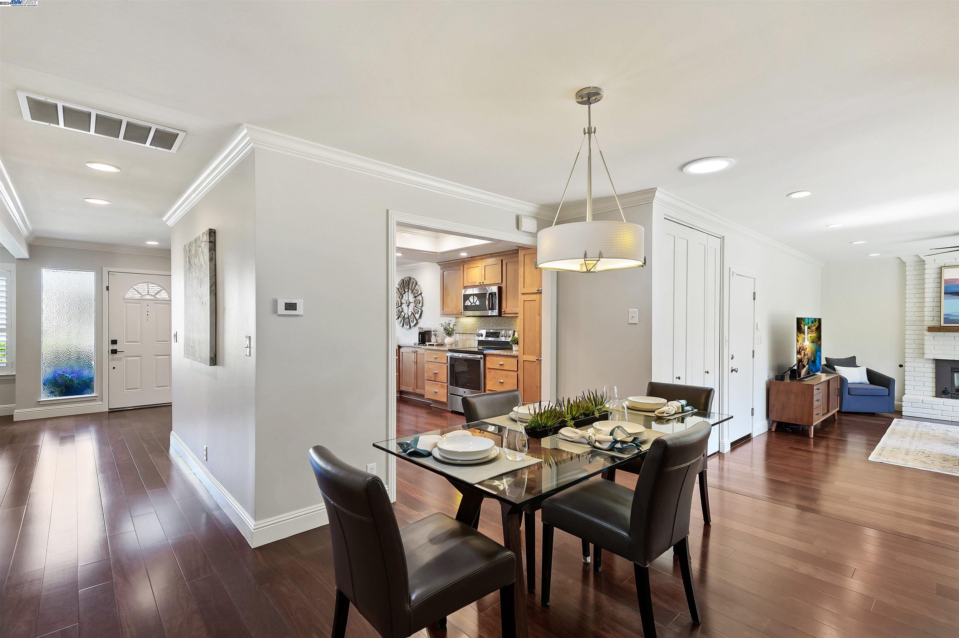 2506 Sanderling Dr