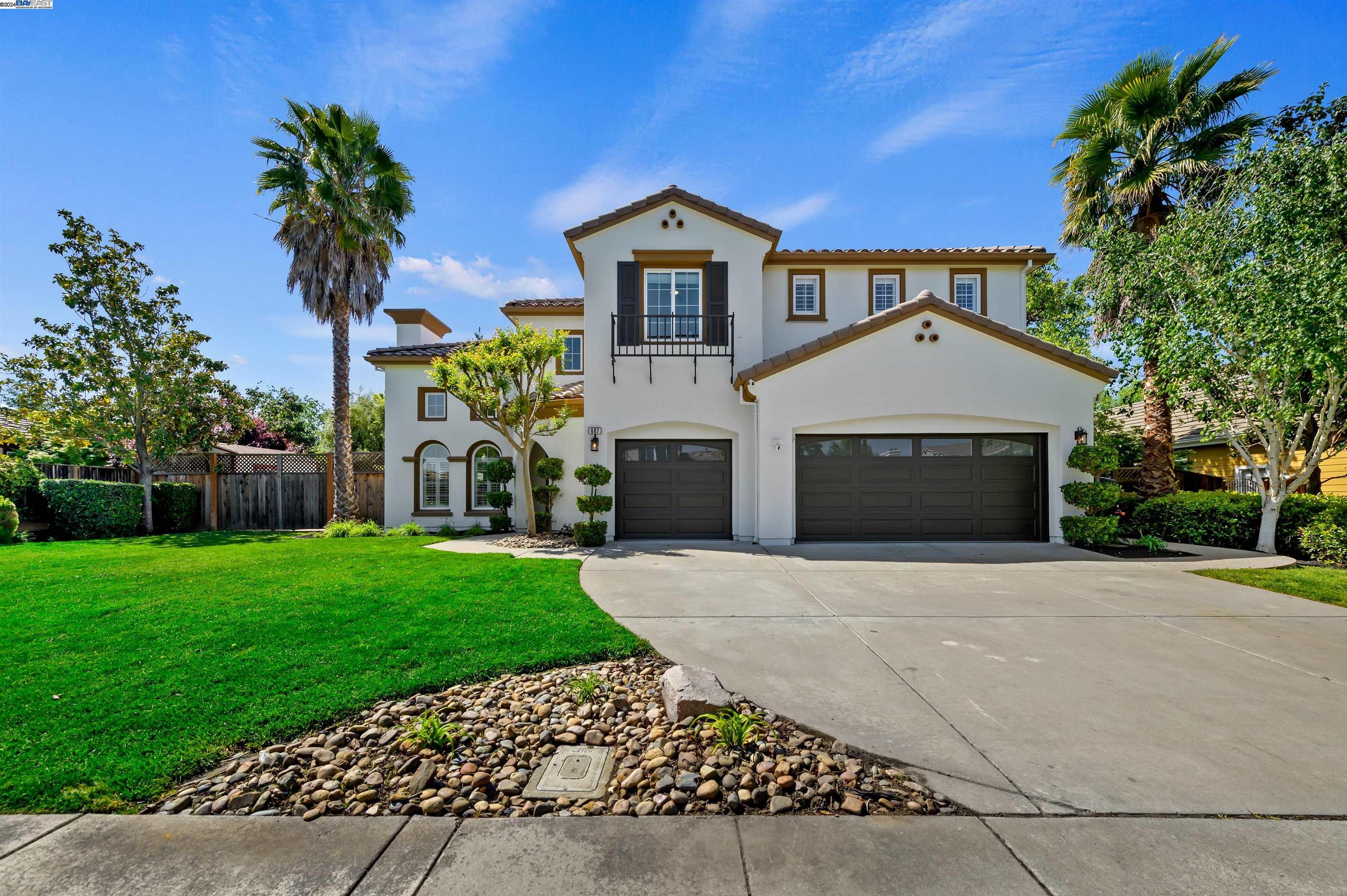 687 Trinity Hills Ln