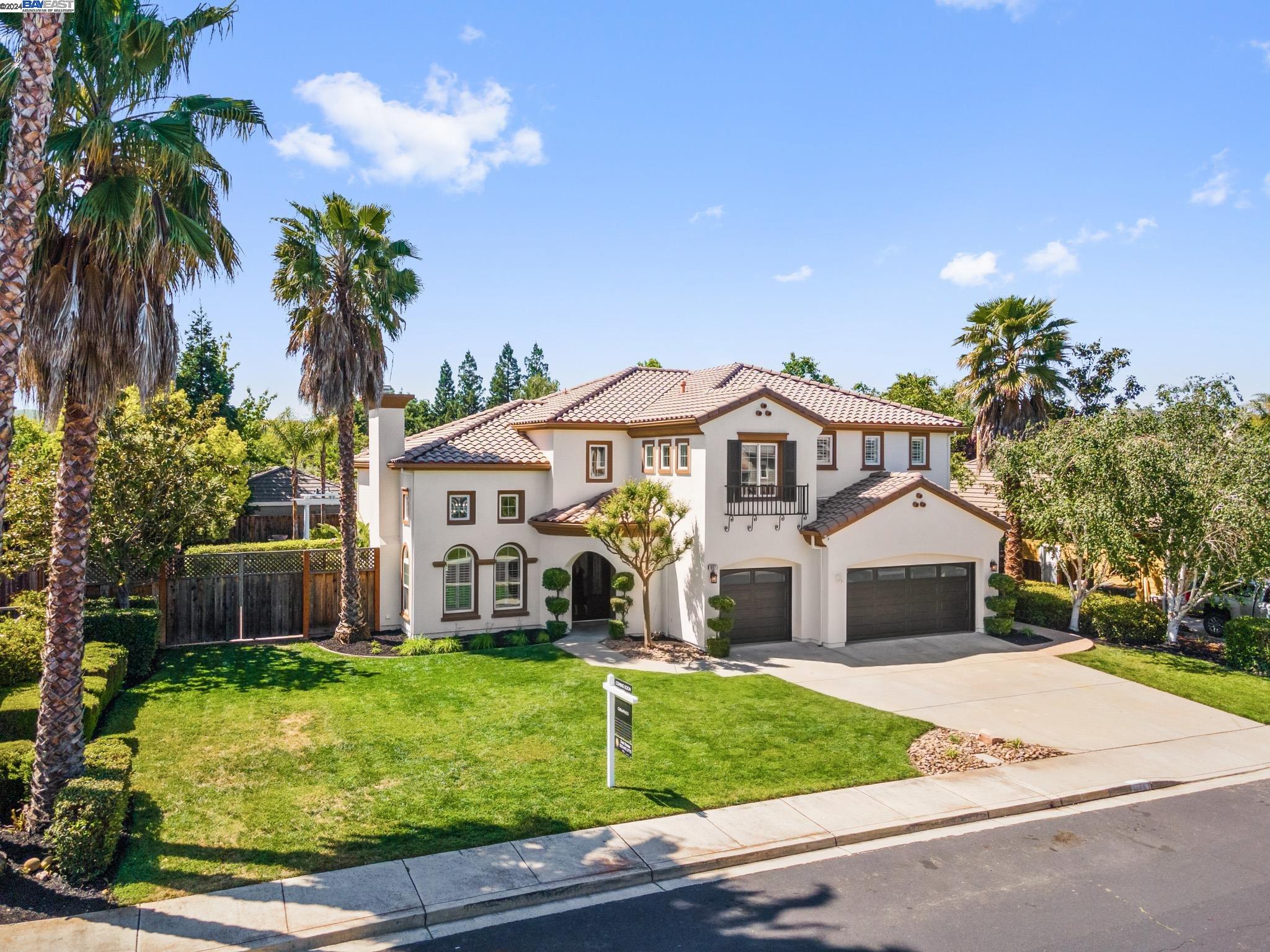 687 Trinity Hills Ln