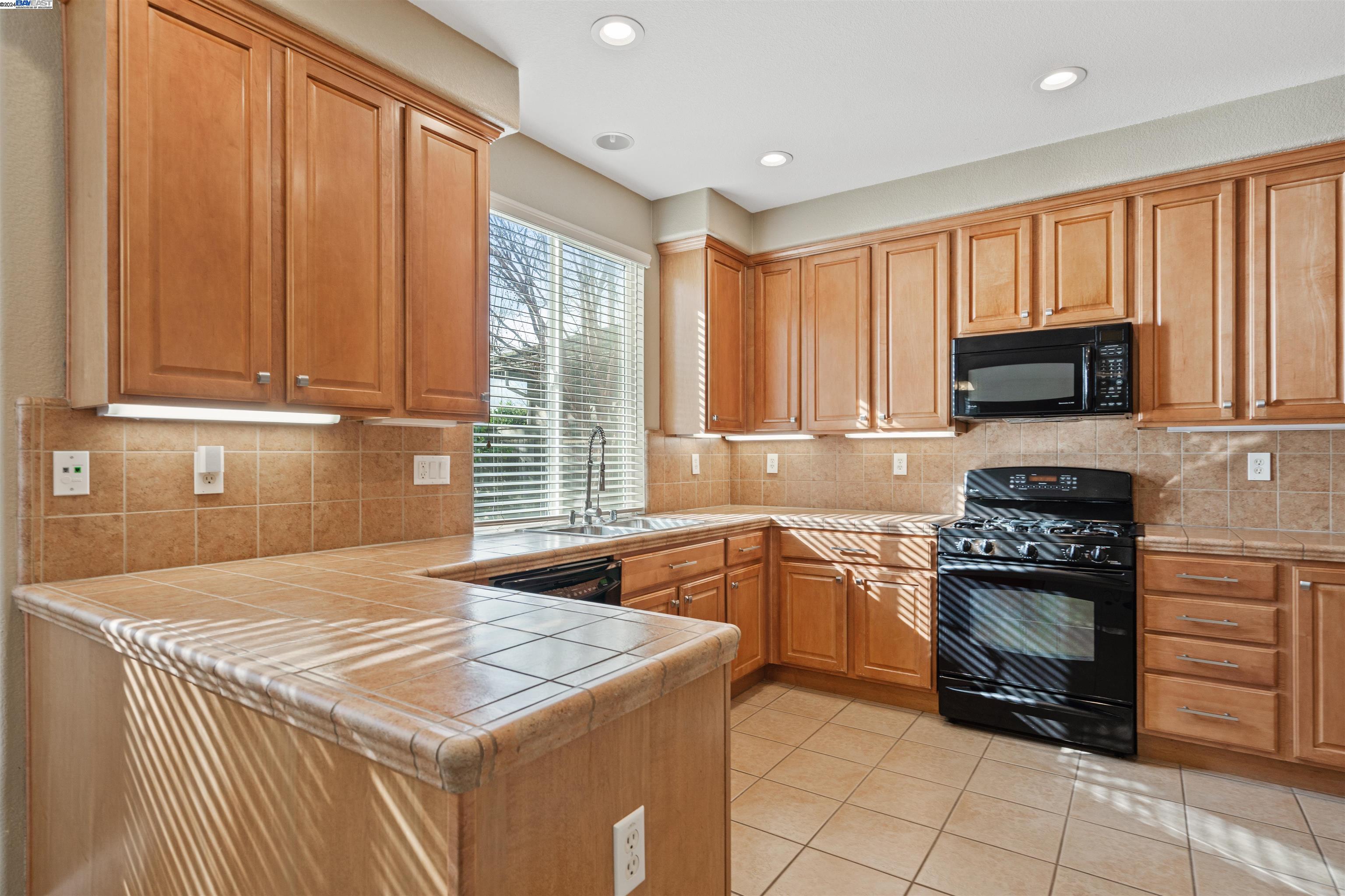 11840 White Rain Way