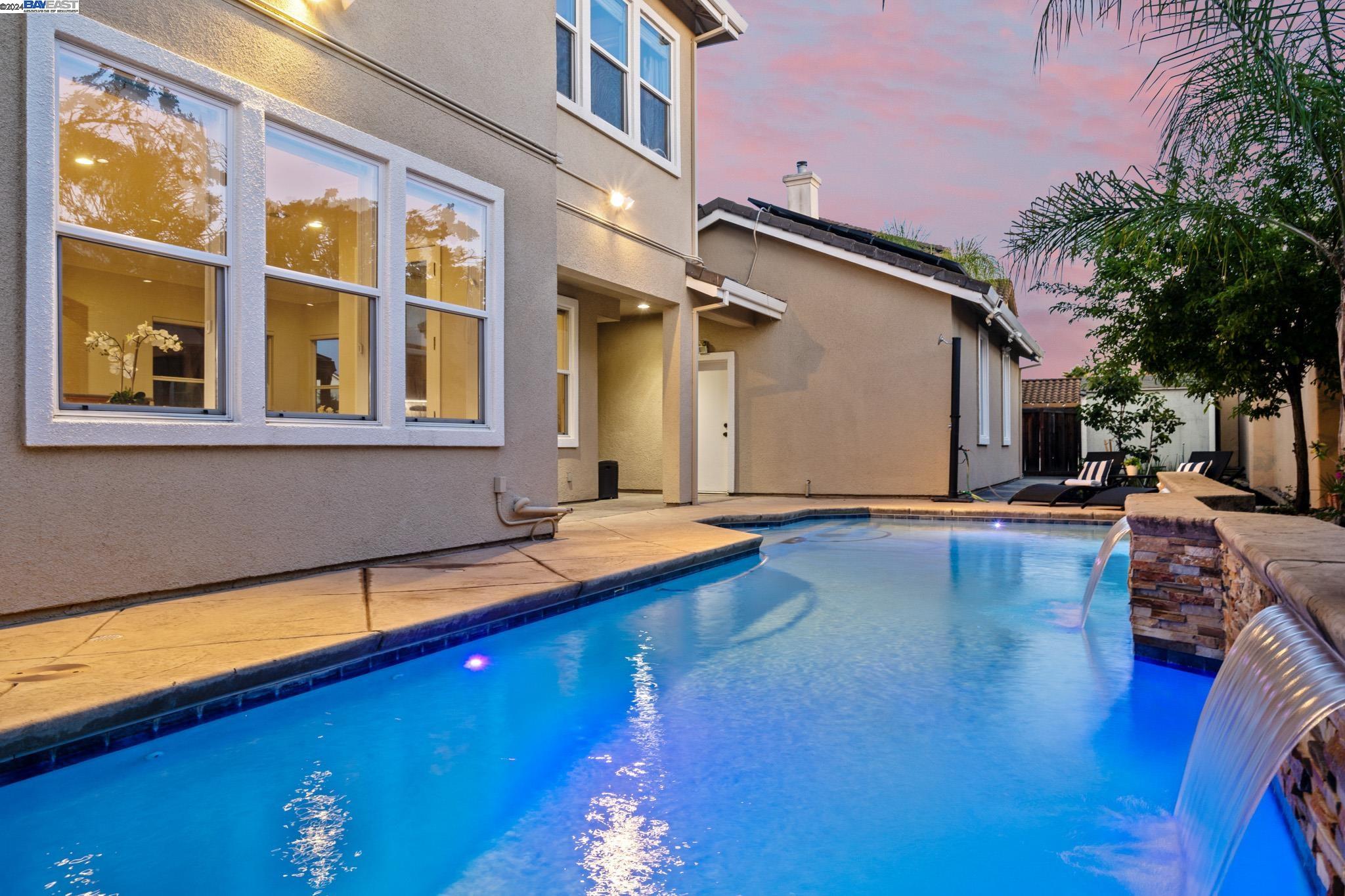 1801 Vetta Dr