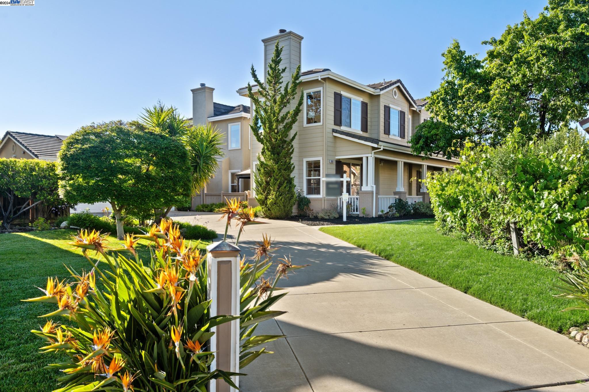 1801 Vetta Dr
