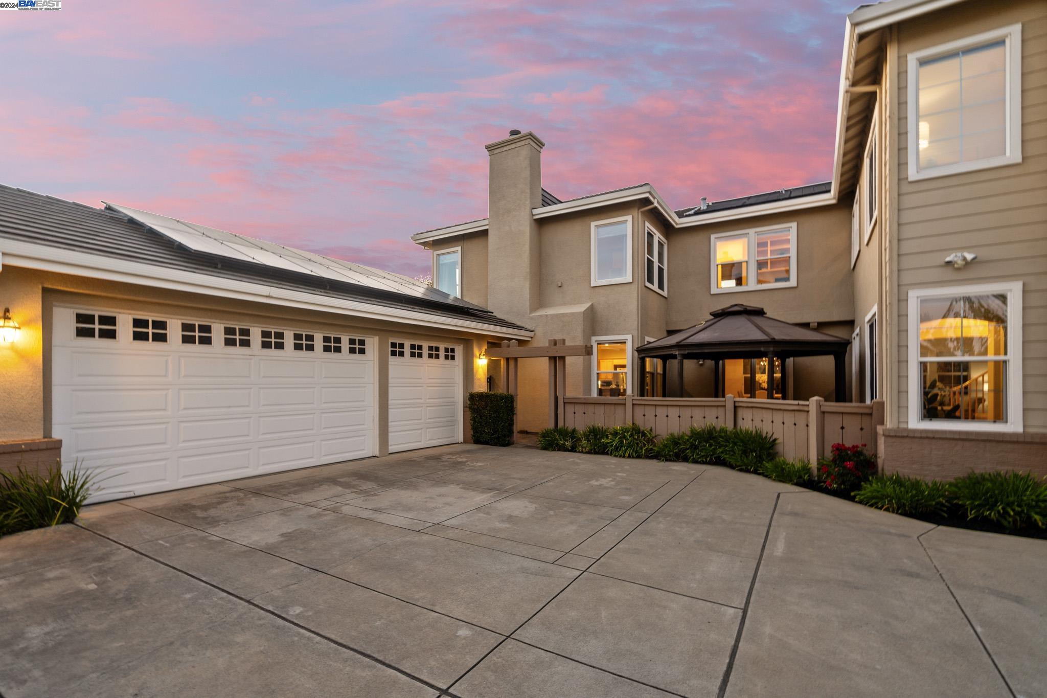1801 Vetta Dr