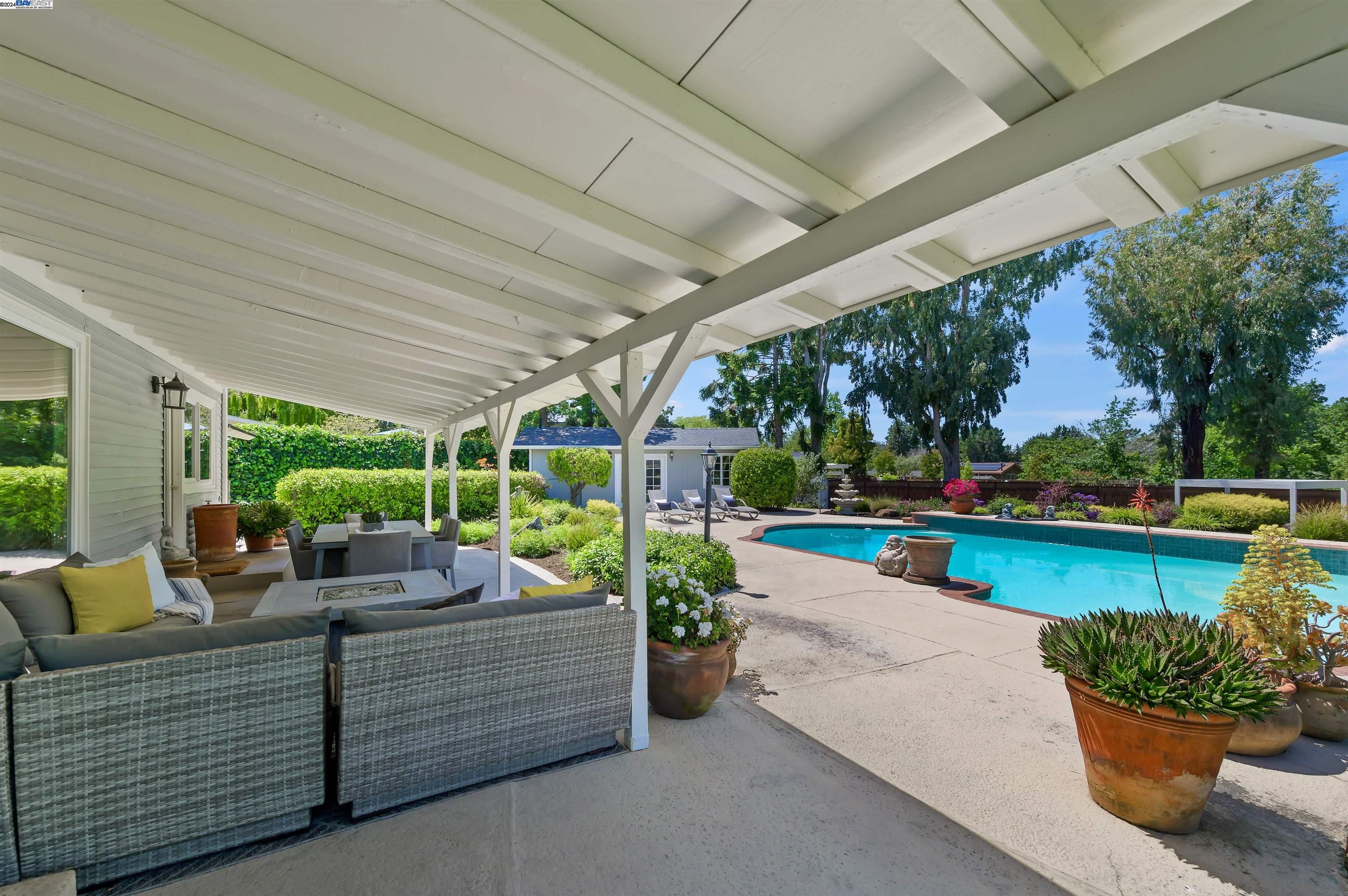 3565 Arbor Ct