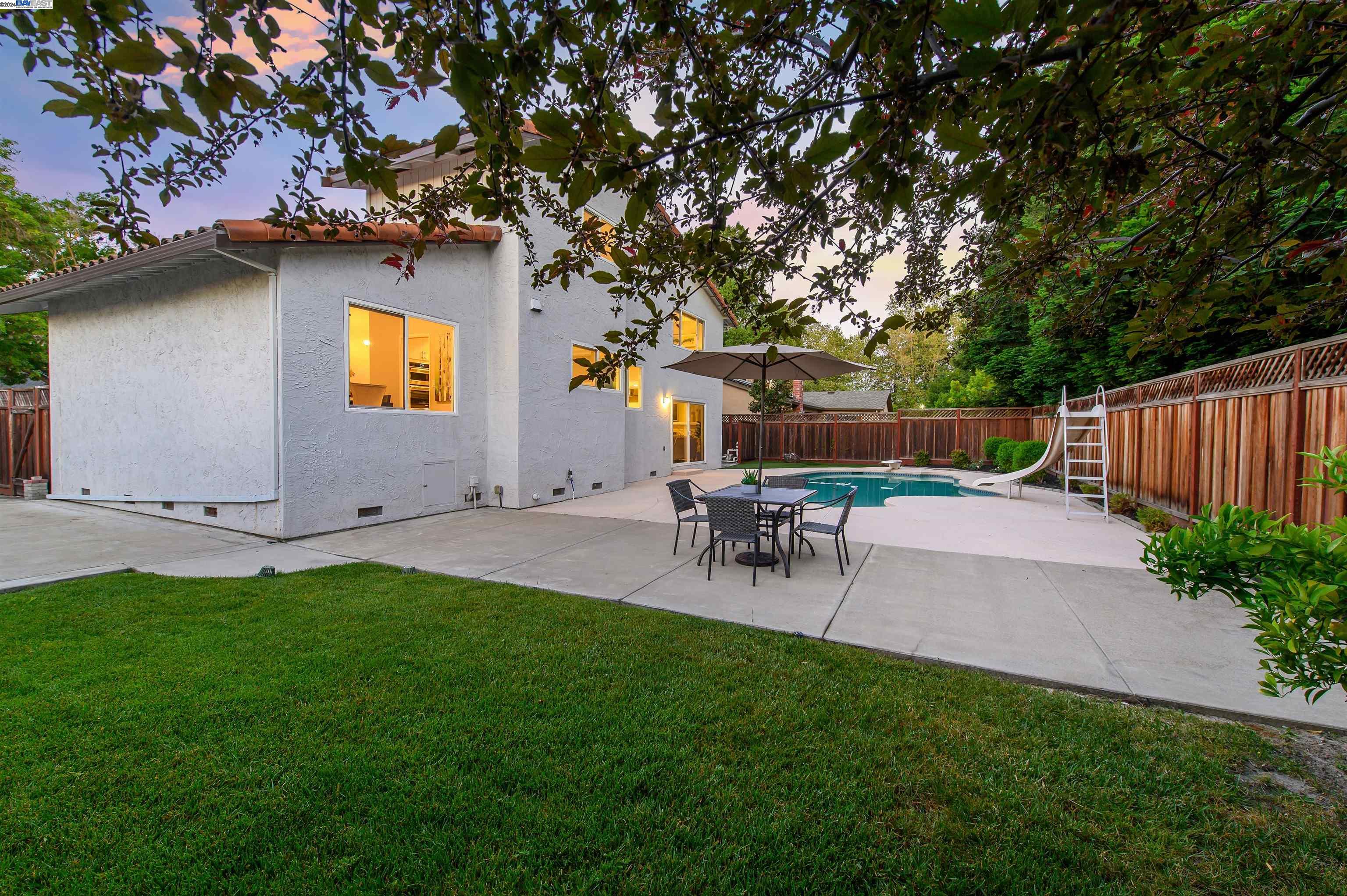 5814 Arthur Dr